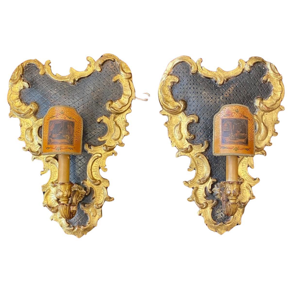 18th Century Pair of Louis XV Rococo Style Italian Sconces in Gilded Wood  For Sale