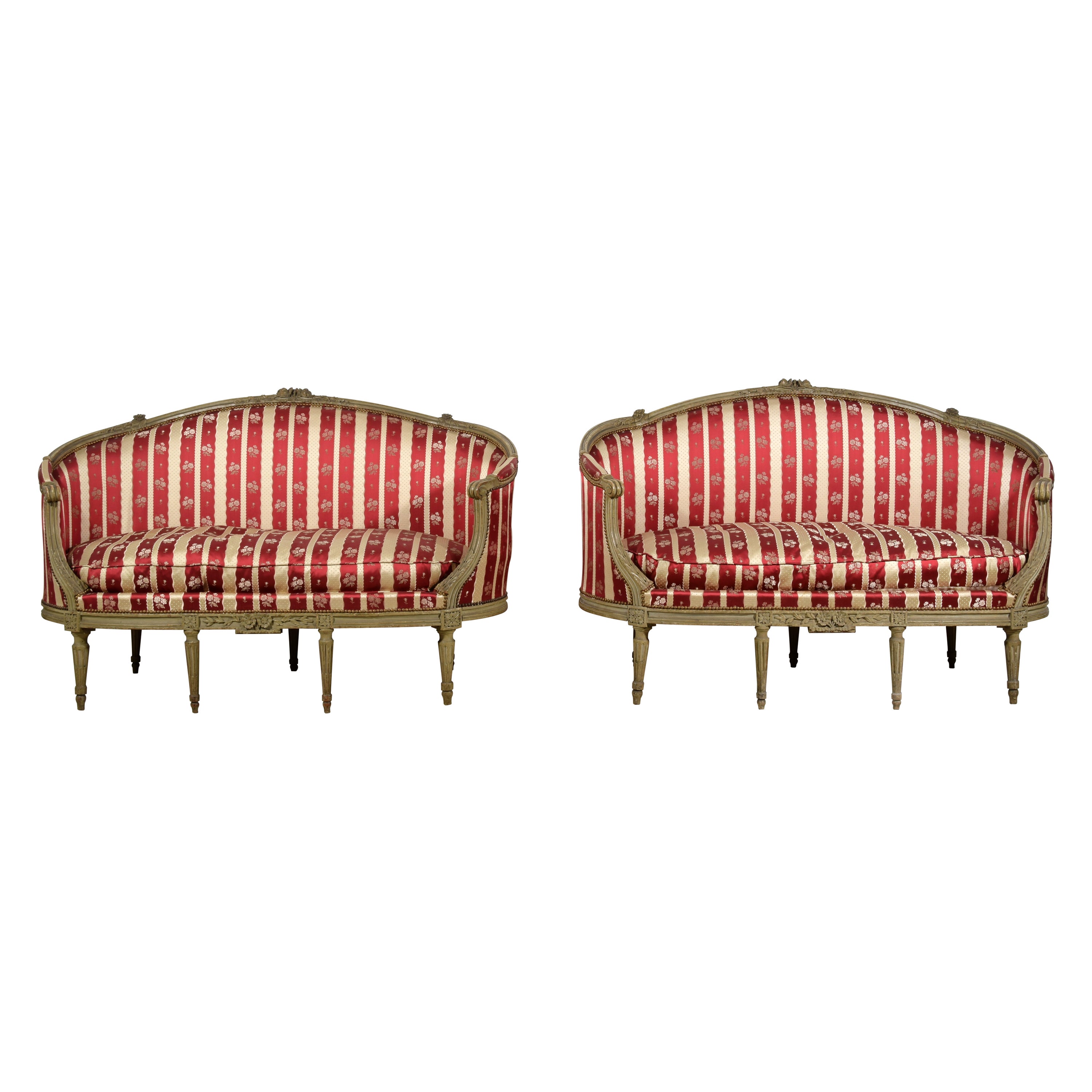 Siglo XVIII, Pareja de canapés franceses Luis XVI de madera lacada Corbeille