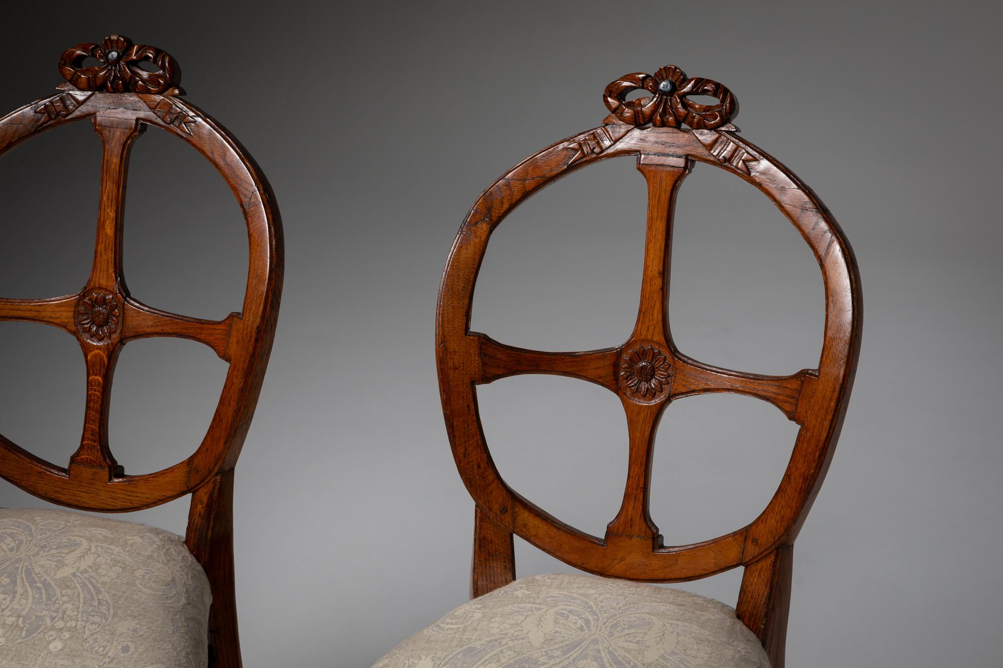 Paire de chaises d'Europe du Nord du XVIIIe siècle Bon état - En vente à Lisboa, PT