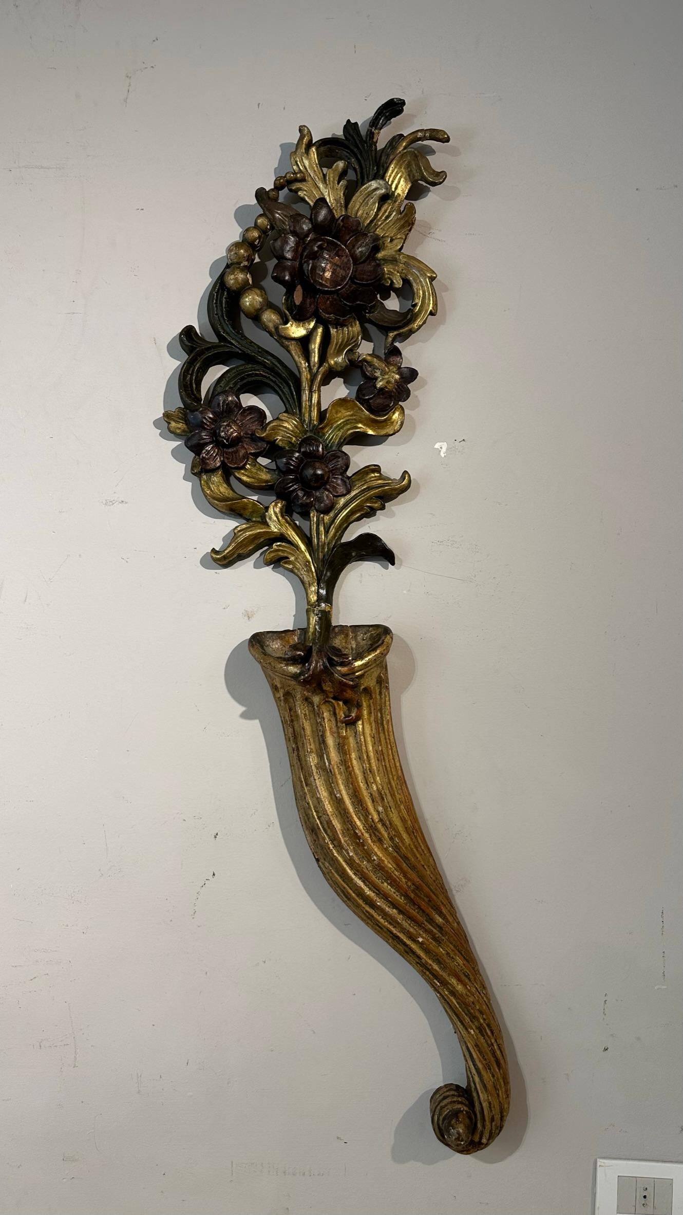 18th Century Pair of Ornamental Fridges For Sale 4