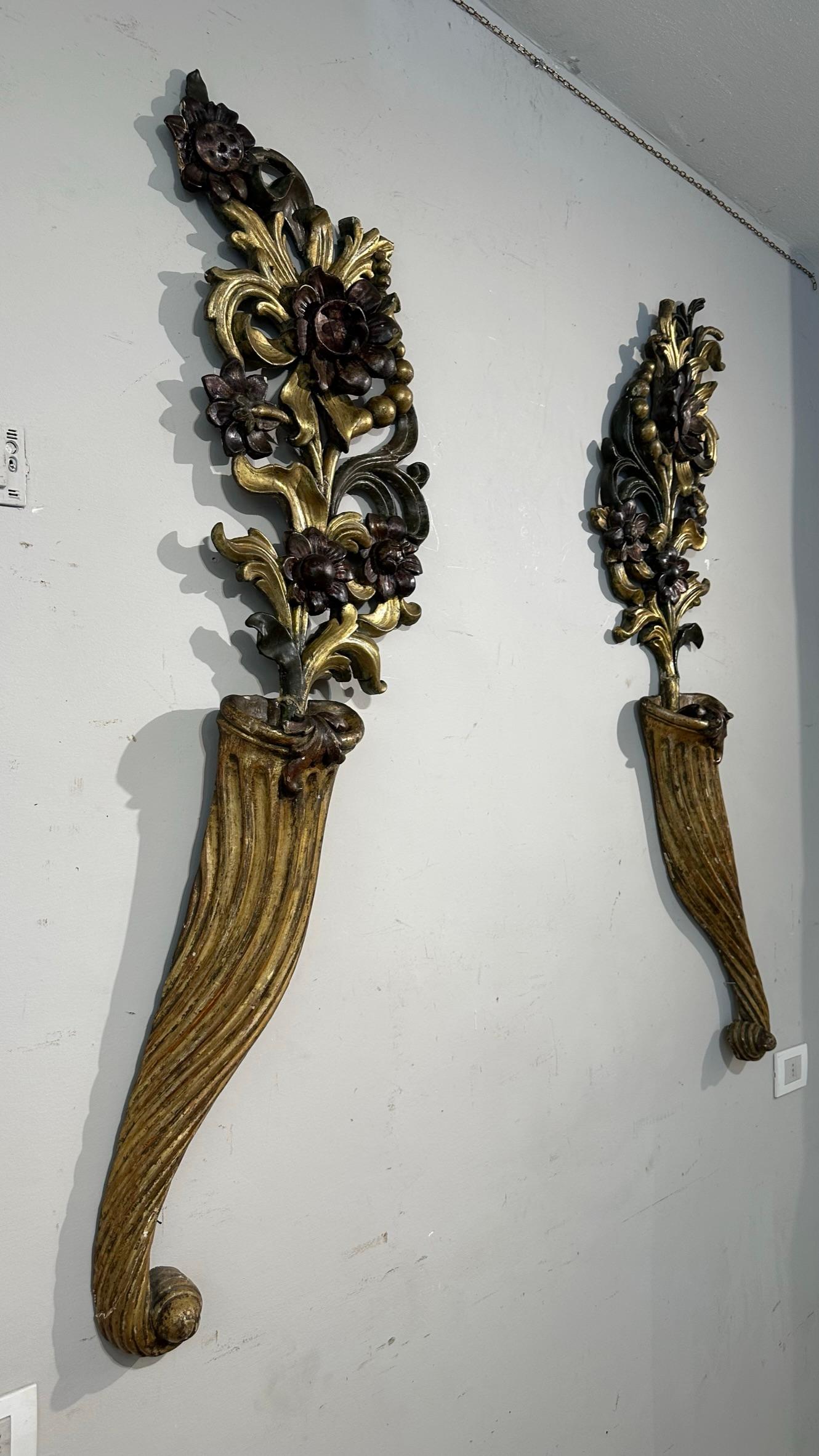 18th Century Pair of Ornamental Fridges For Sale 2