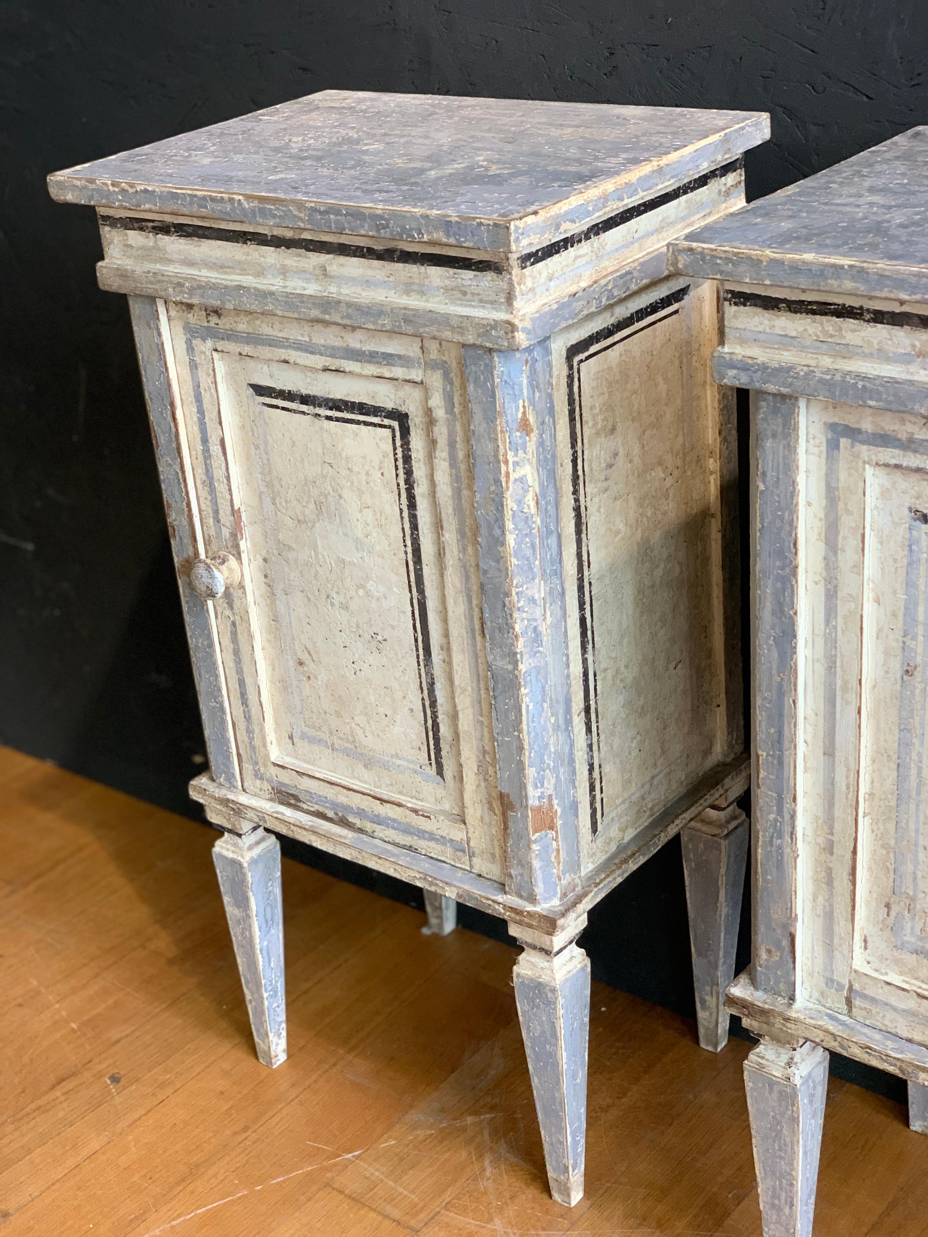 Pine 18th Century Pair of Painted Bedside Table