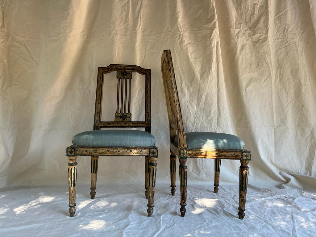 Baroque 18th Century Pair of Painted Wooden Chairs, Plant Motifs For Sale