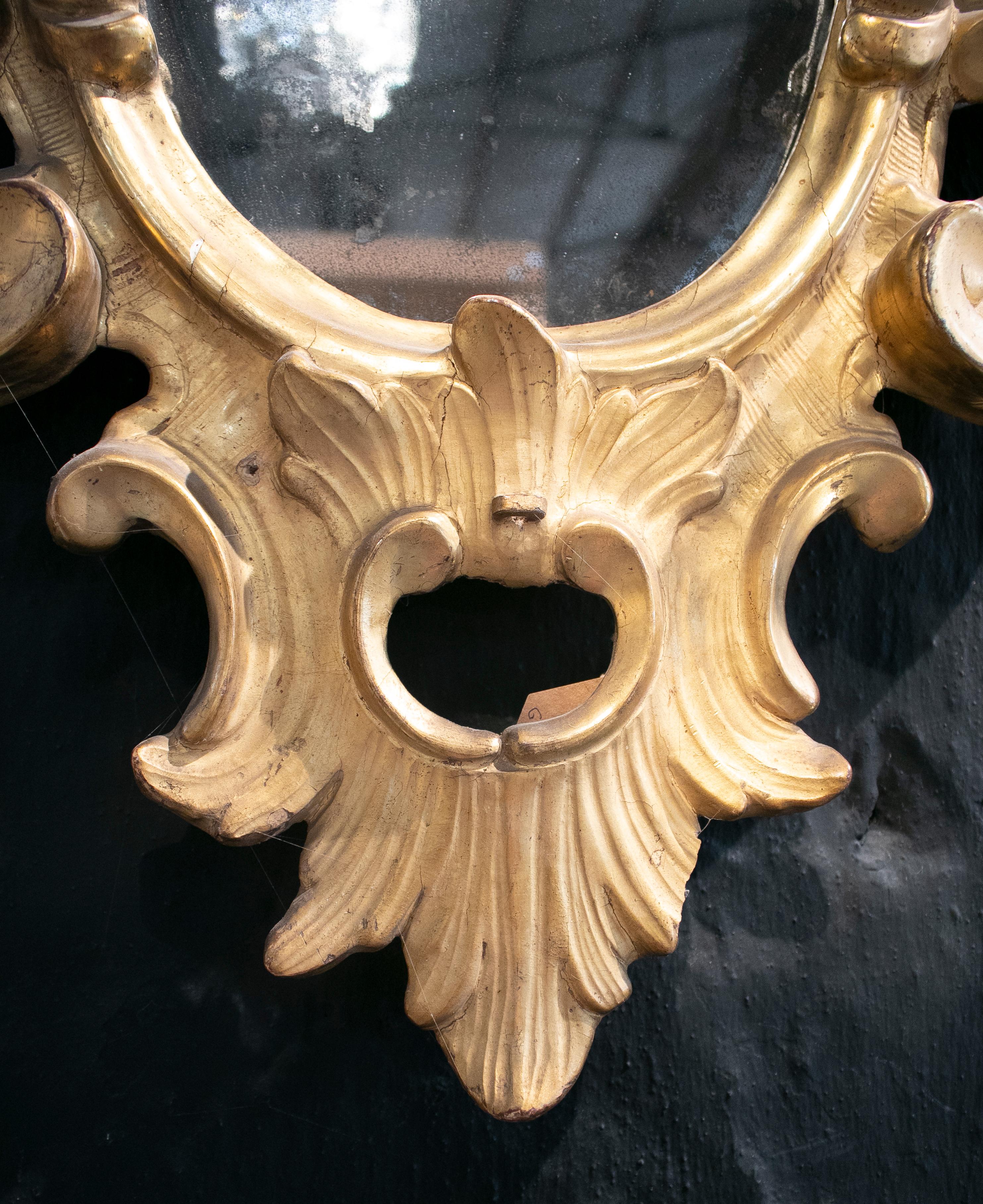 18th Century Pair of Spanish Isabelline Gold Gildwood Mirrors 5