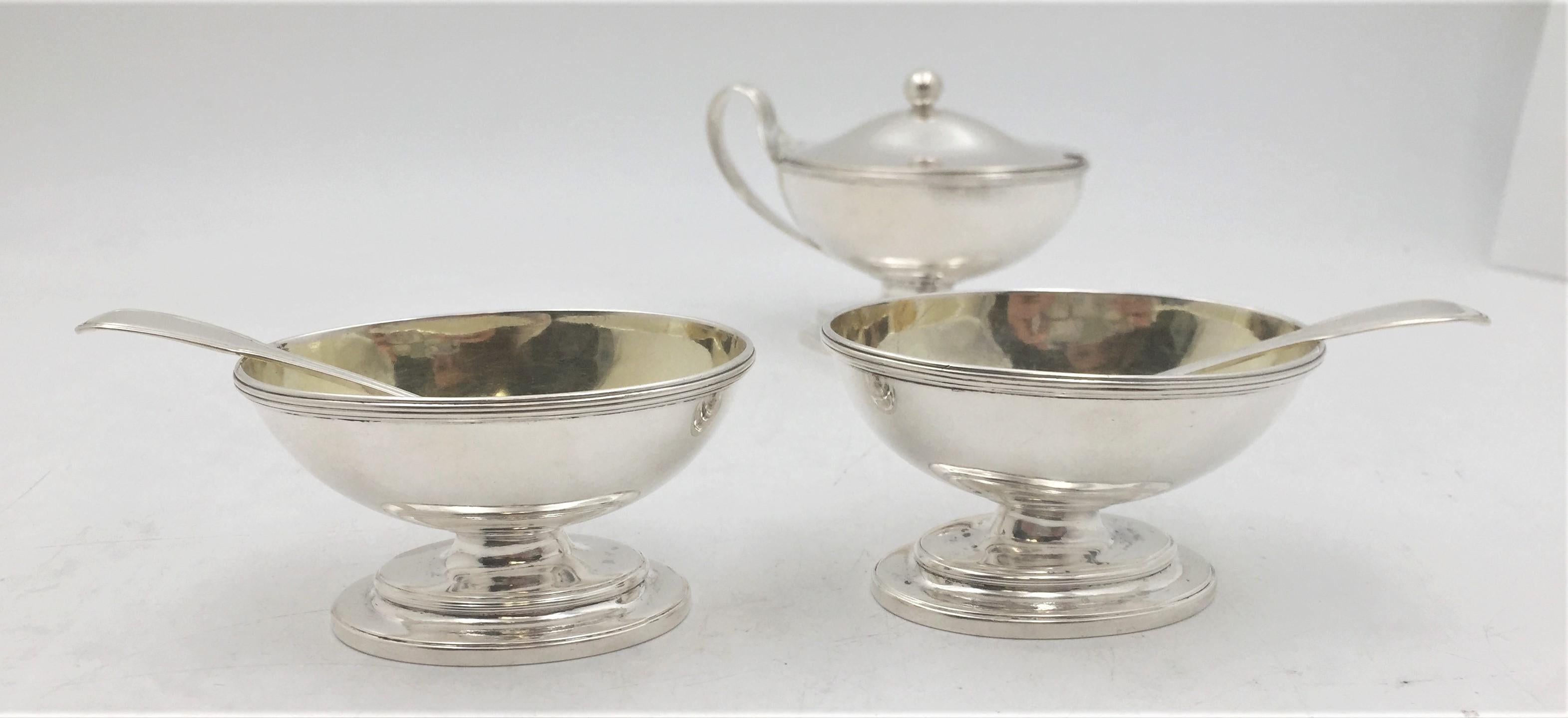 18th Century Pair of Sterling Silver Open Salts and Mustard Pot Georgian Style In Good Condition For Sale In New York, NY
