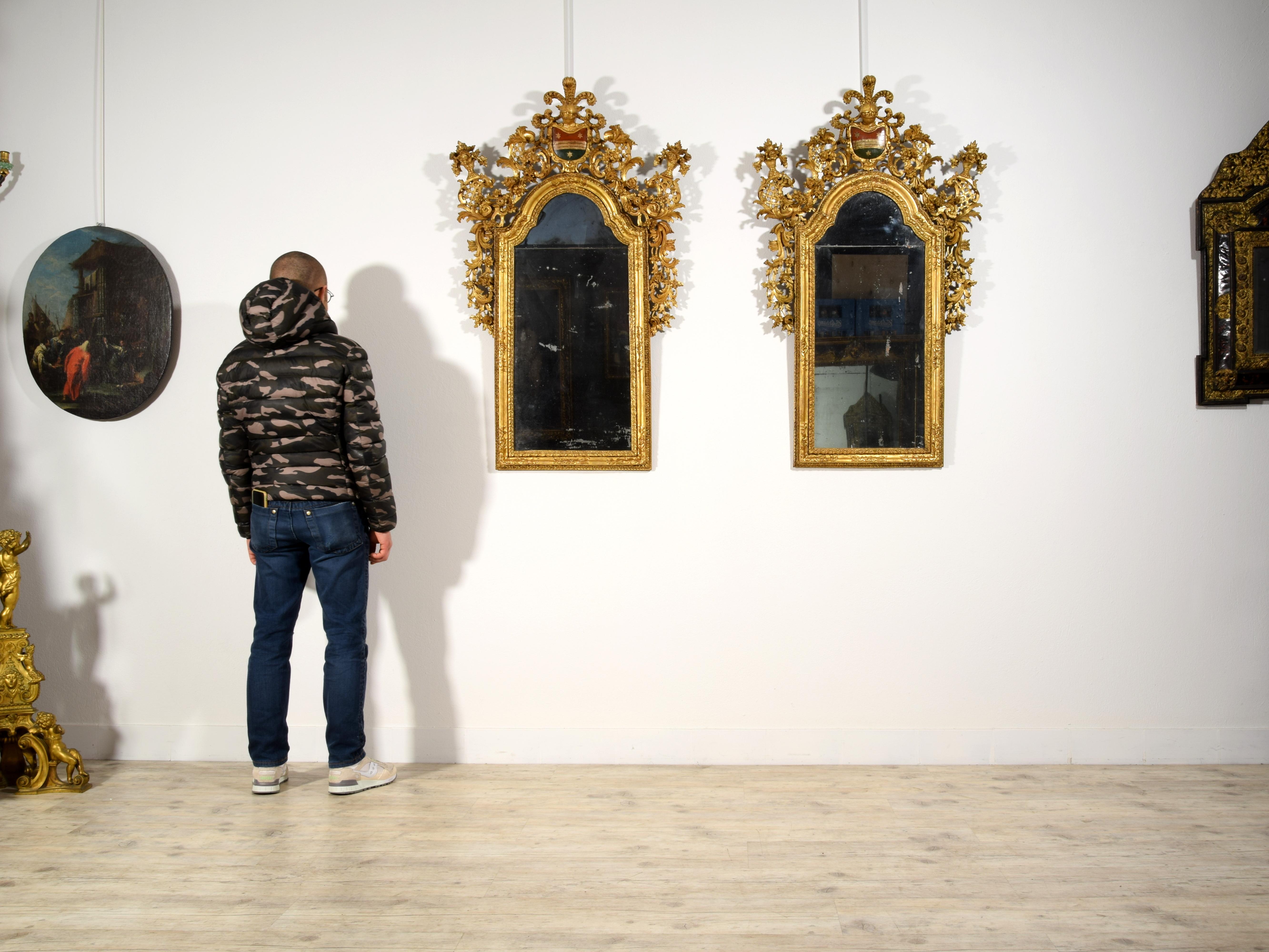 18. Jahrhundert, Paar venezianische Barock-Spiegel aus Gildeholz im Angebot 16