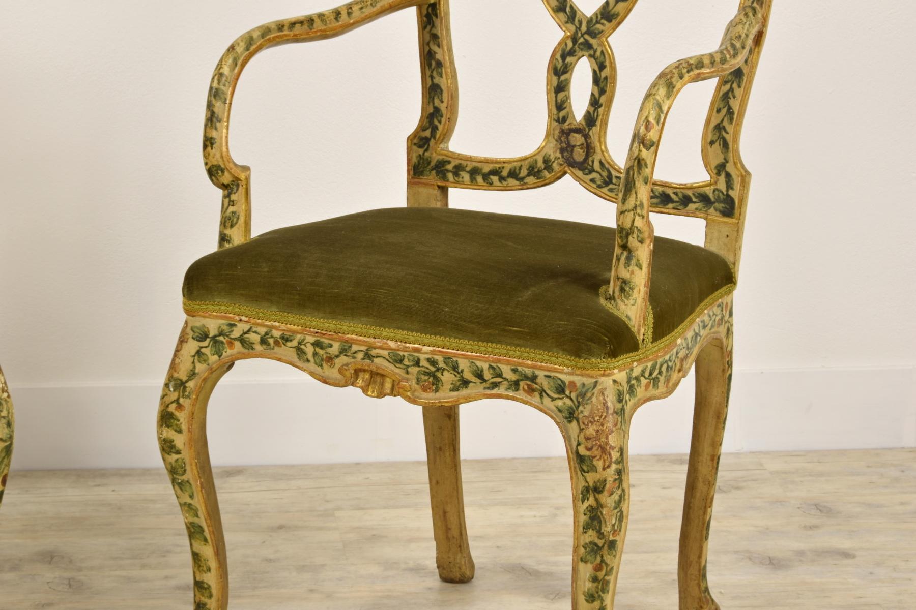 Hand-Carved 18th Century, Pair of Venetian Lacquered and Giltwood Armchairs