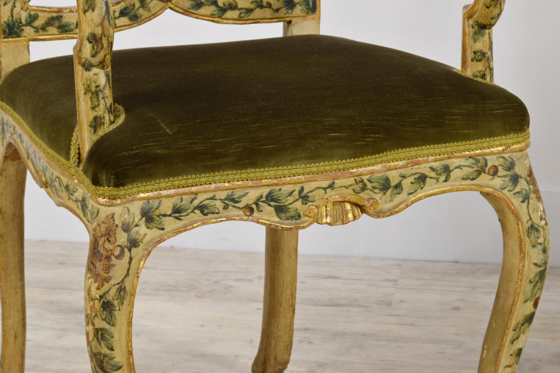 18th Century, Pair of Venetian Lacquered and Giltwood Armchairs 1