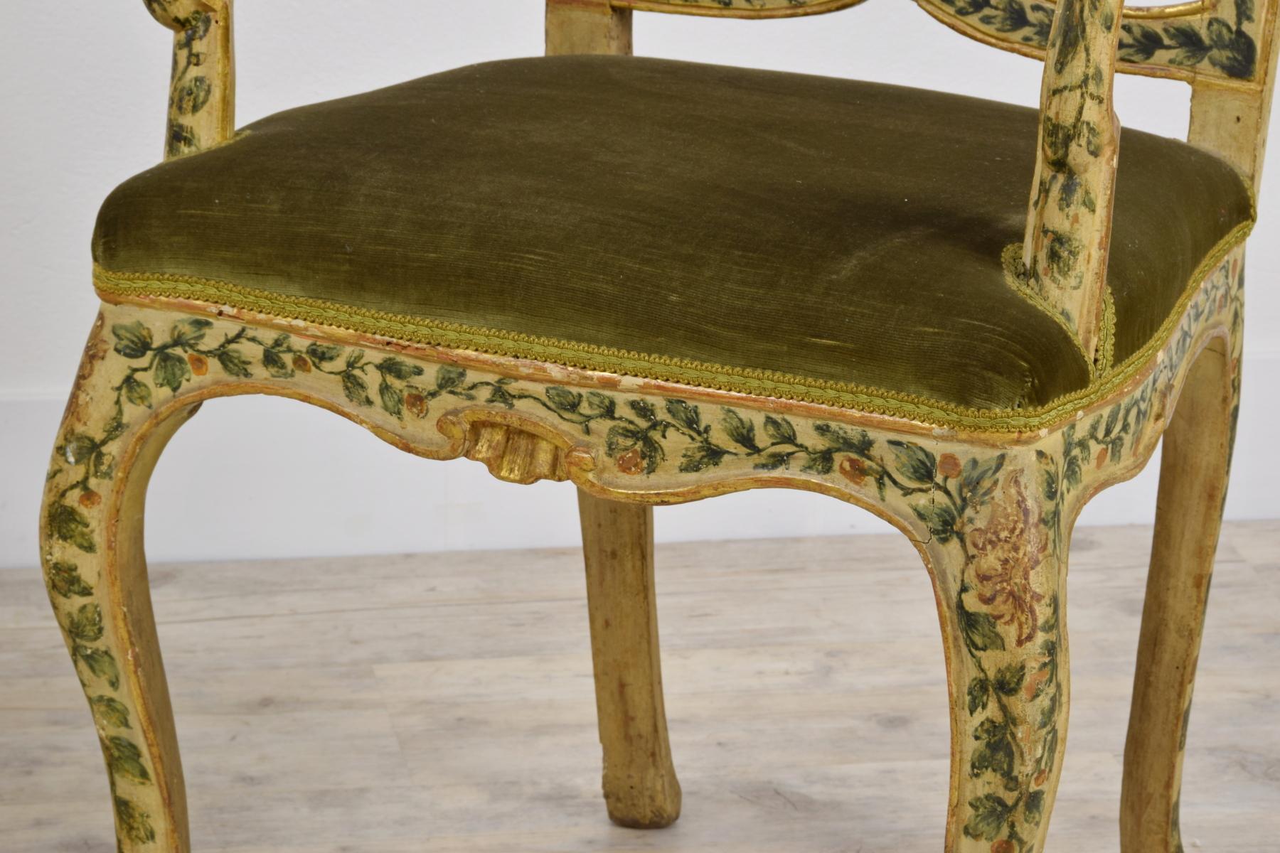 18th Century, Pair of Venetian Lacquered and Giltwood Armchairs 2