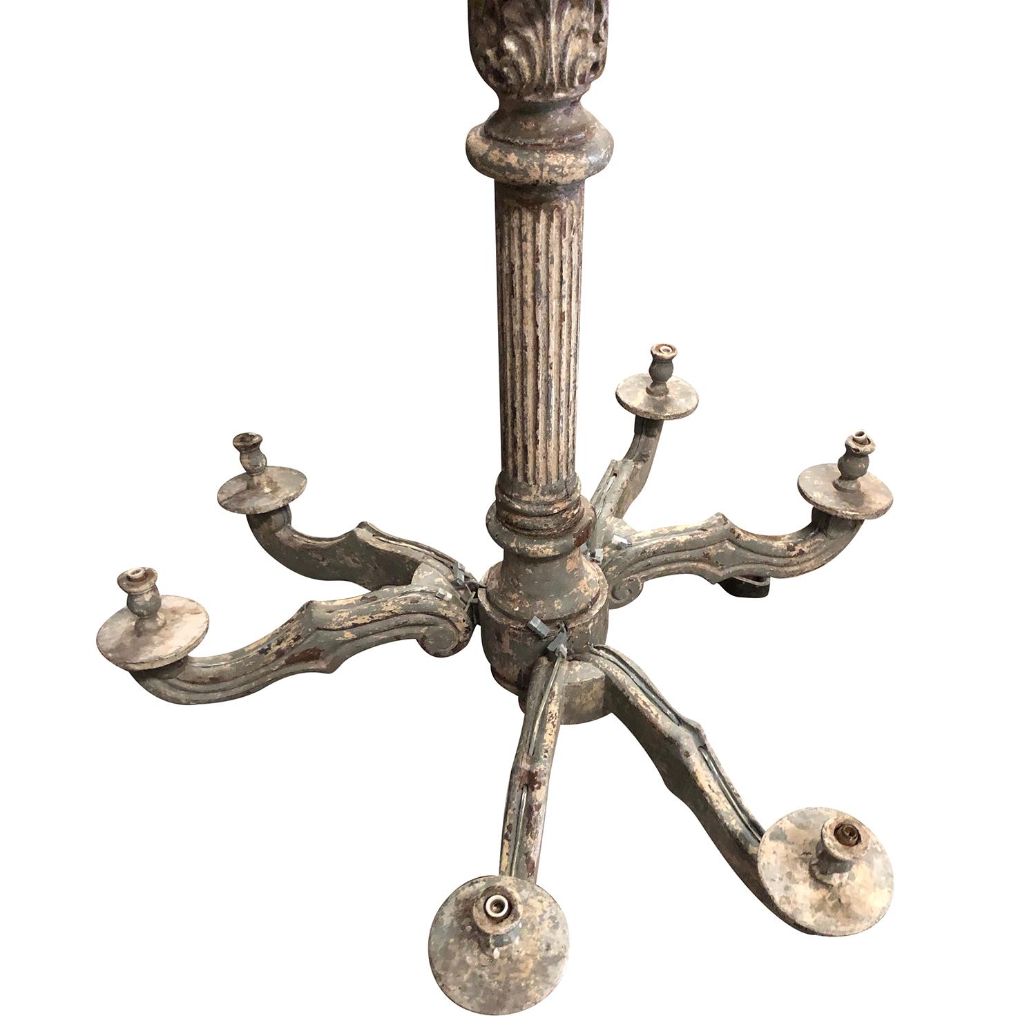 Siglo XVIII Pareja Italiana de Grandes Lustres Piamonteses - Antiguos Candelabros de Madera Barroco en venta
