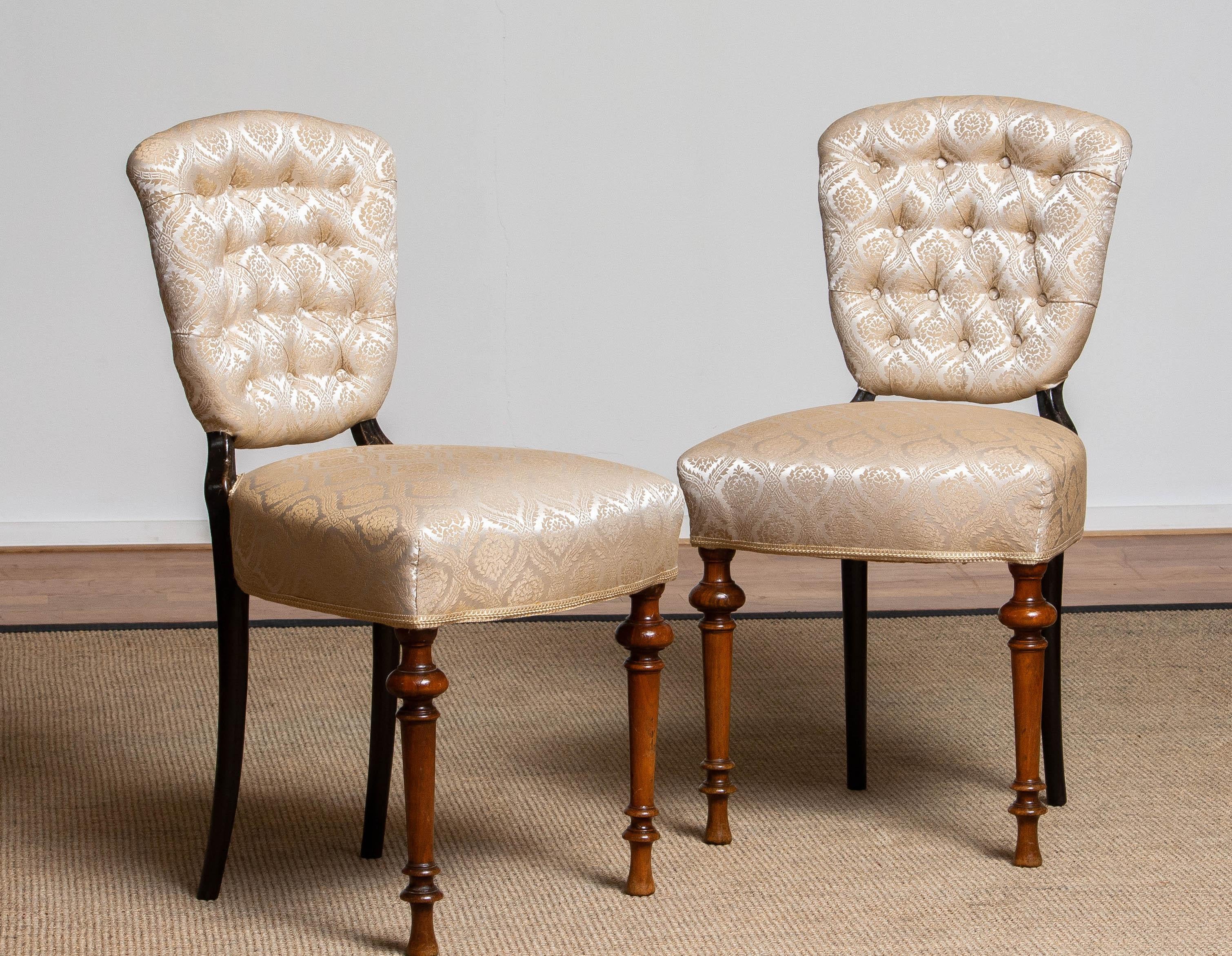 18th Century Pair Swedish Two Tone Neoclassical 'restored' Club Side Chairs In Good Condition In Silvolde, Gelderland