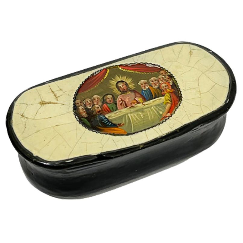 18th Century Papier-mâché Small Snuff Box For Sale