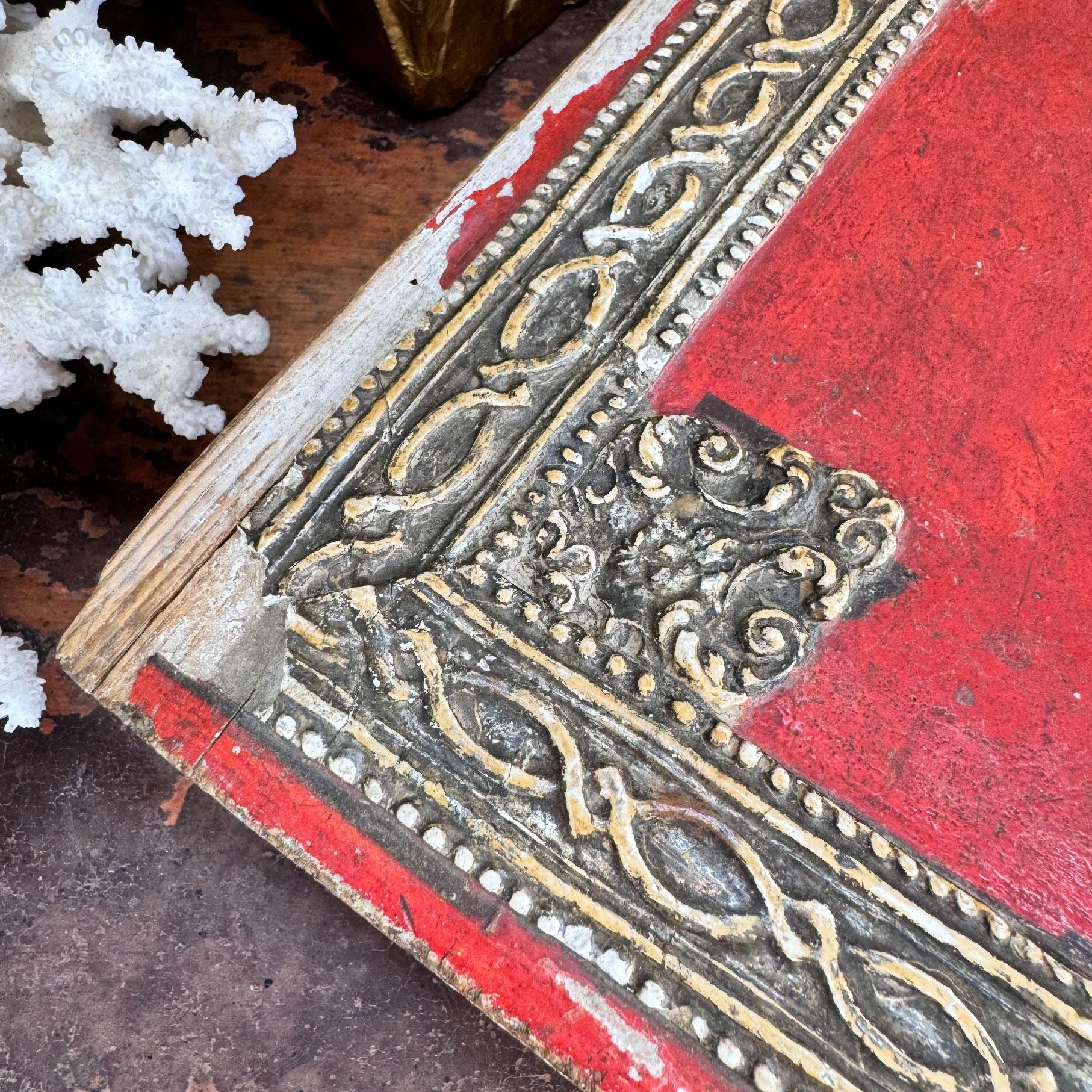18th Century Pastiglia Decorated Baroque Bible Box For Sale 5