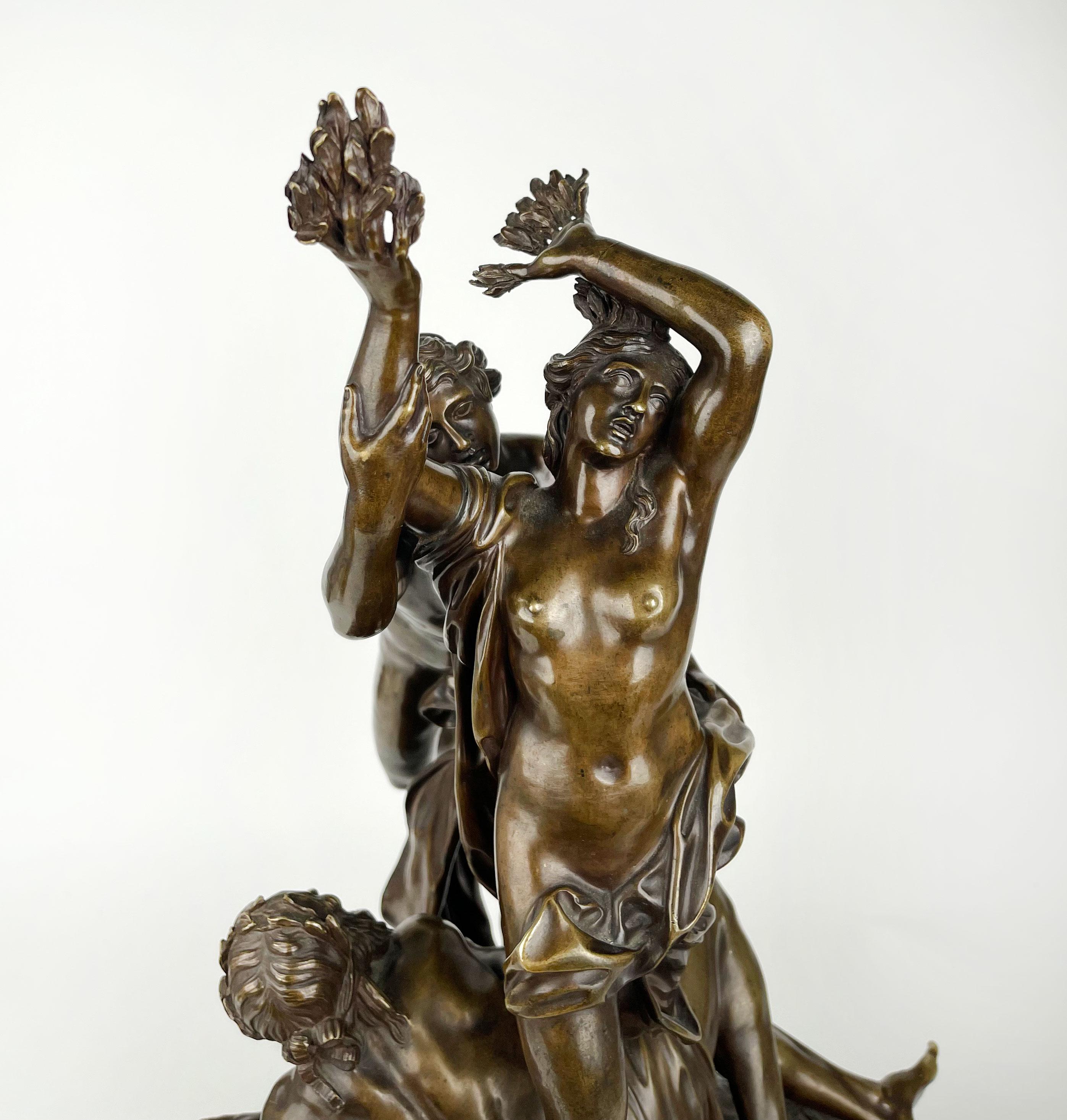 18th Century Patinated Bronze Group of Apollo & Daphne For Sale 1