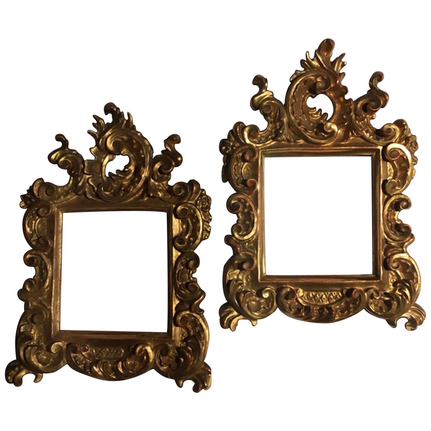 18th Century Patinated Gold Hand Carved Wood Pair of Frames Barocco Style, Italy