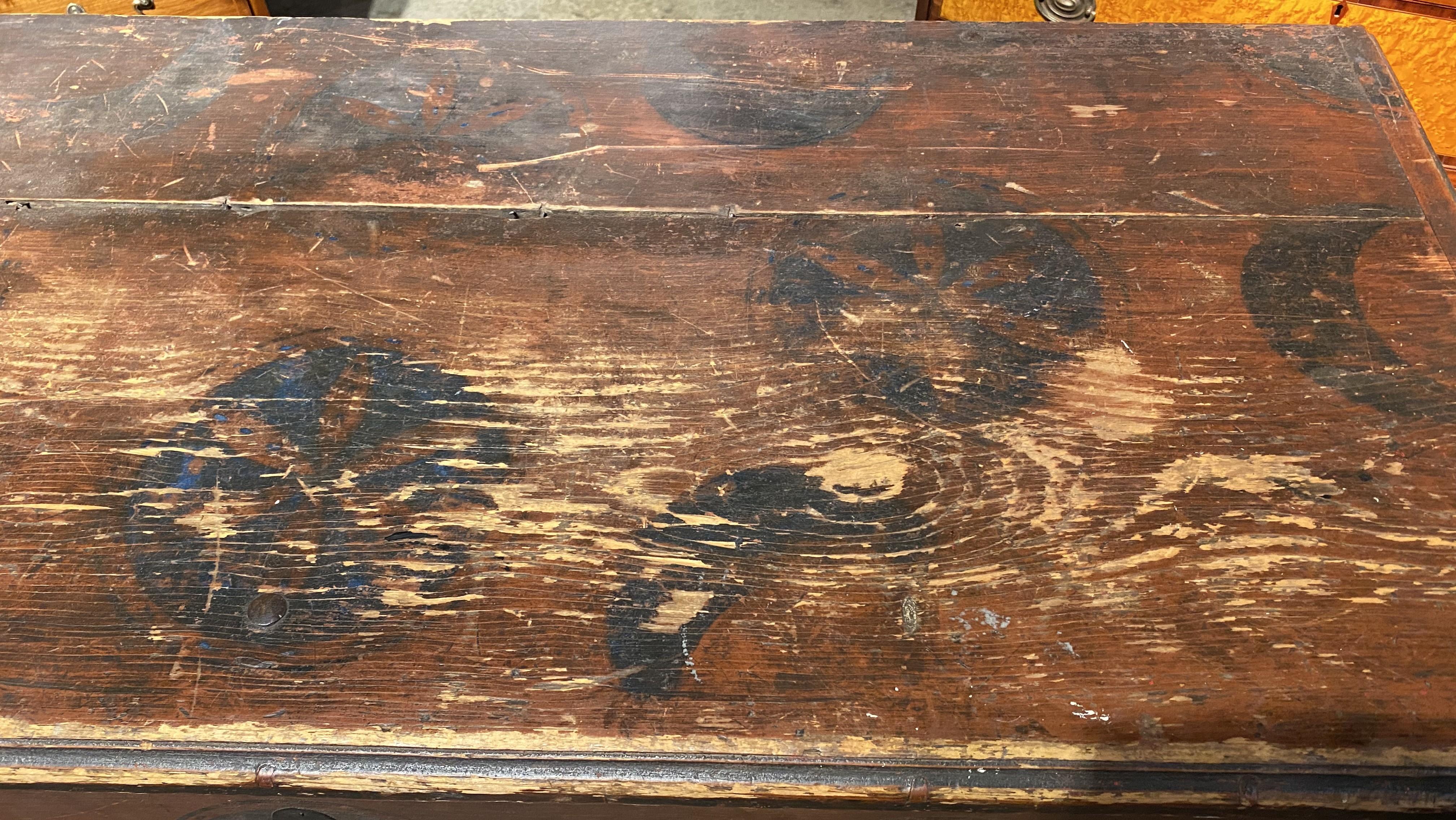 18th Century Pennsylvania Painted Two Drawer Dowry or Blanket Chest In Good Condition For Sale In Milford, NH