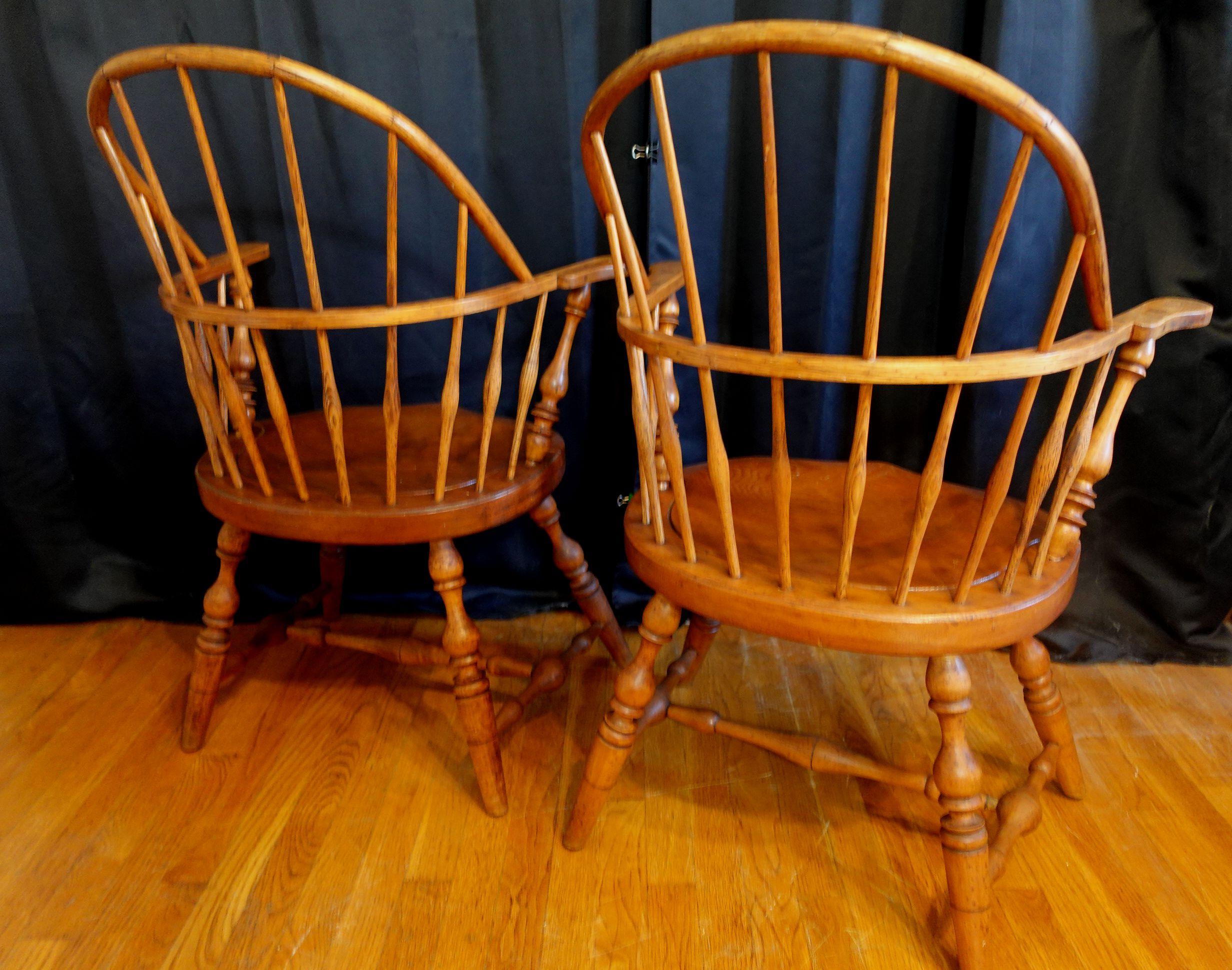 Fauteuil Windsor en chêne massif du 18ème siècle, Pennsylvanie en vente 4