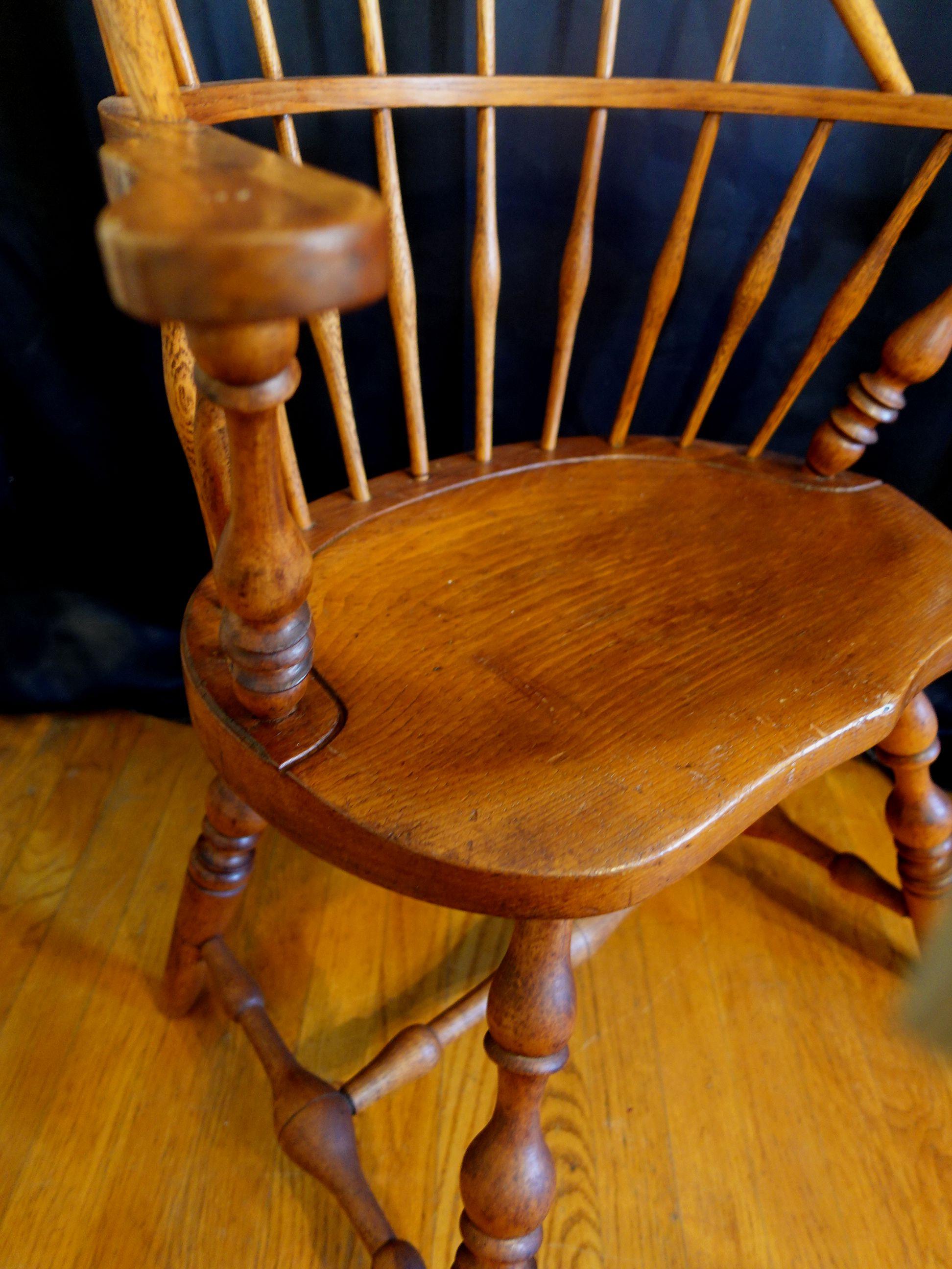 Fauteuil Windsor en chêne massif du 18ème siècle, Pennsylvanie Bon état - En vente à Norton, MA