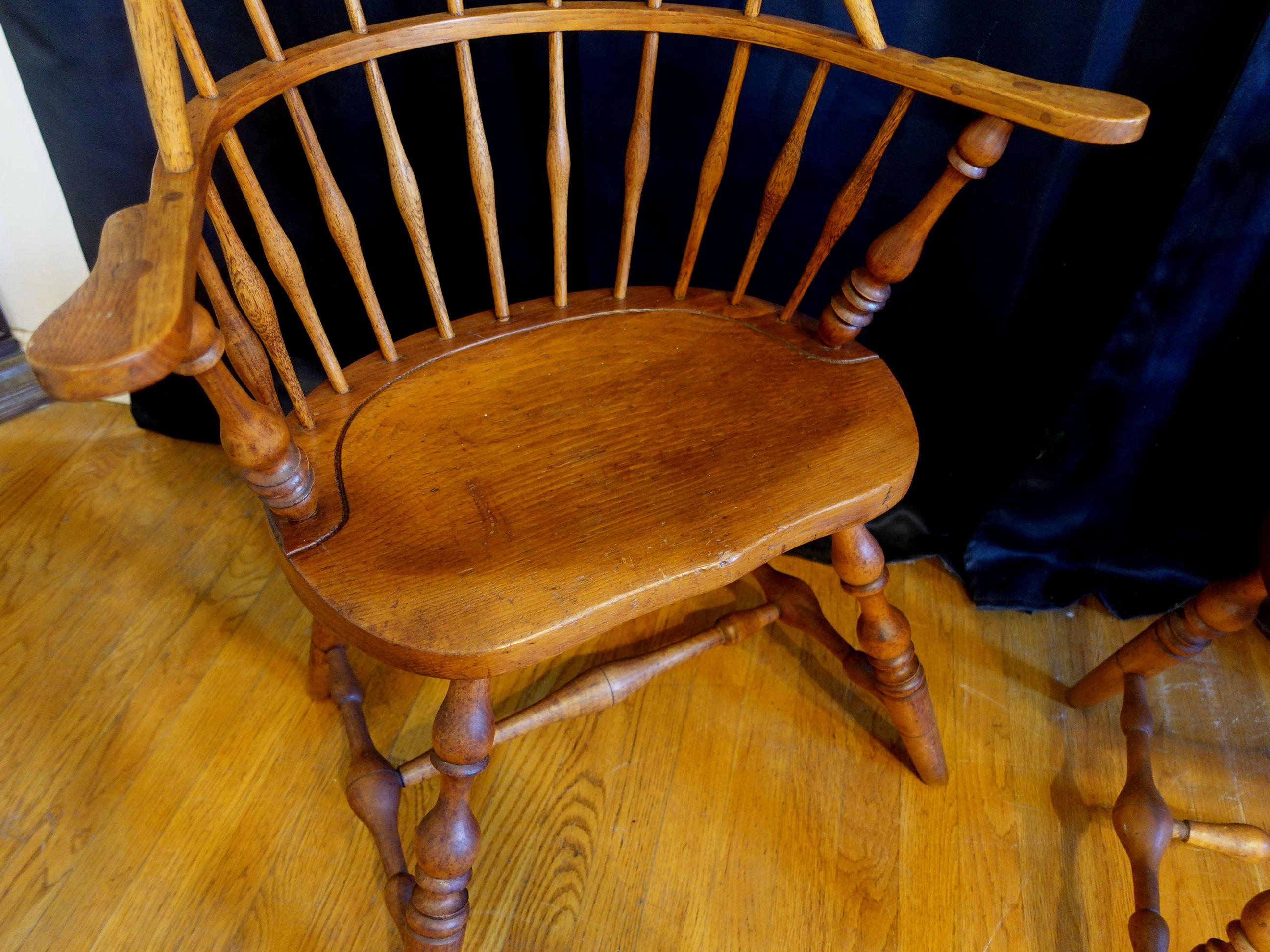 Fauteuil Windsor en chêne massif du 18ème siècle, Pennsylvanie en vente 2