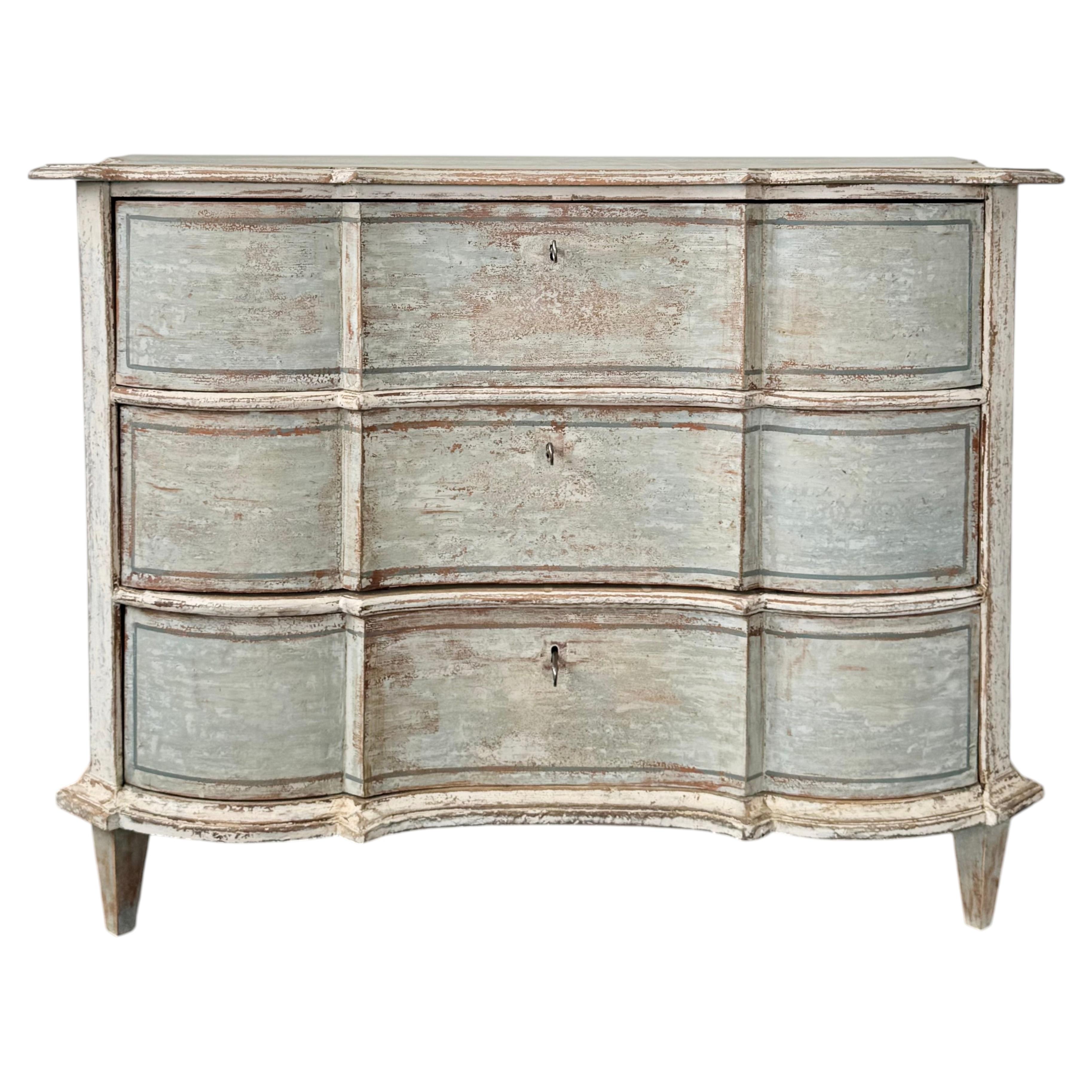 18th Century Period Baroque Serpentine Front Chest Of Drawers