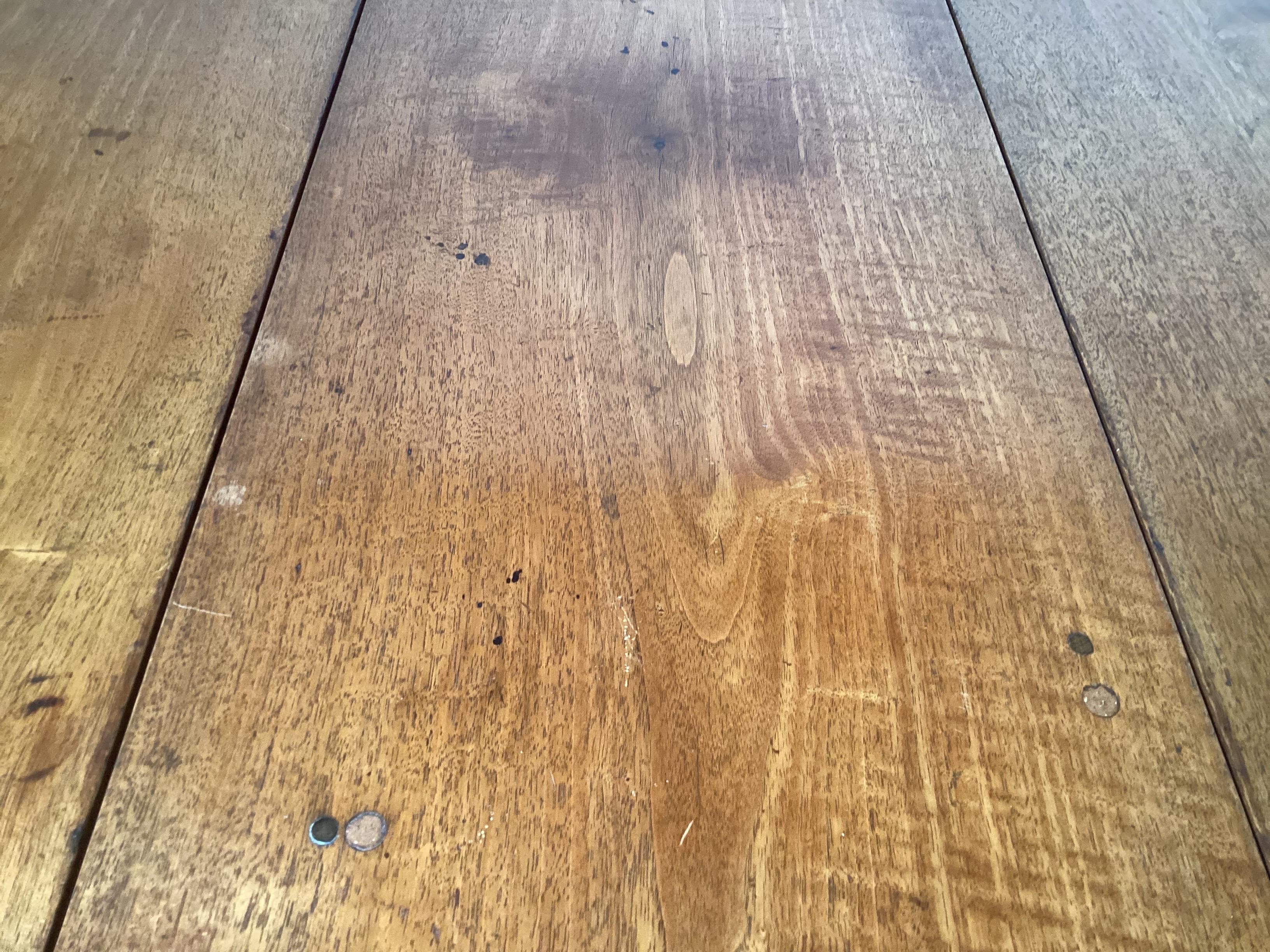 18th Century Period Chippendale Walnut Drop Leaf Table For Sale 5
