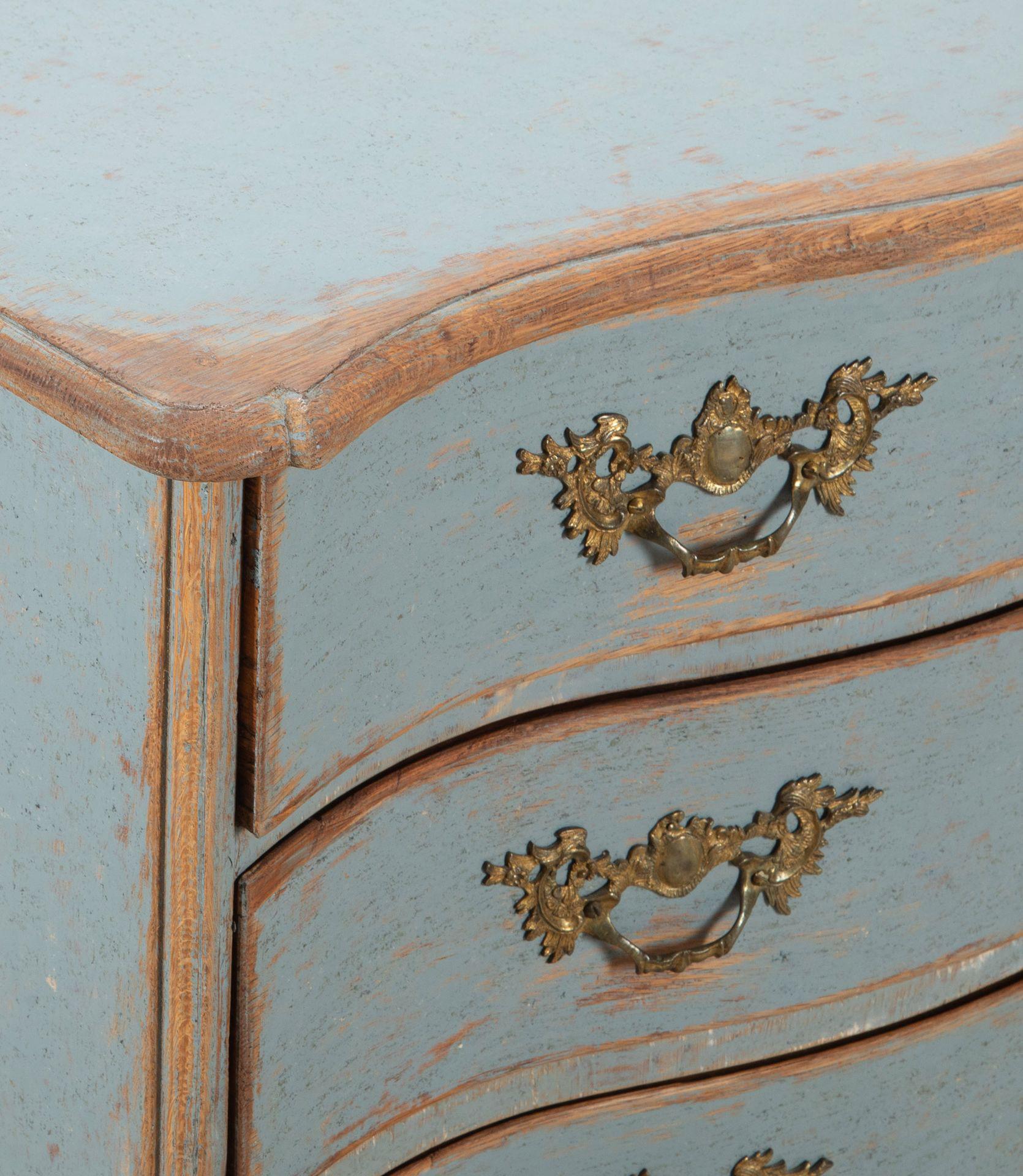 18th Century Period Rococo Swedish Commode In Good Condition For Sale In Tetbury, Gloucestershire