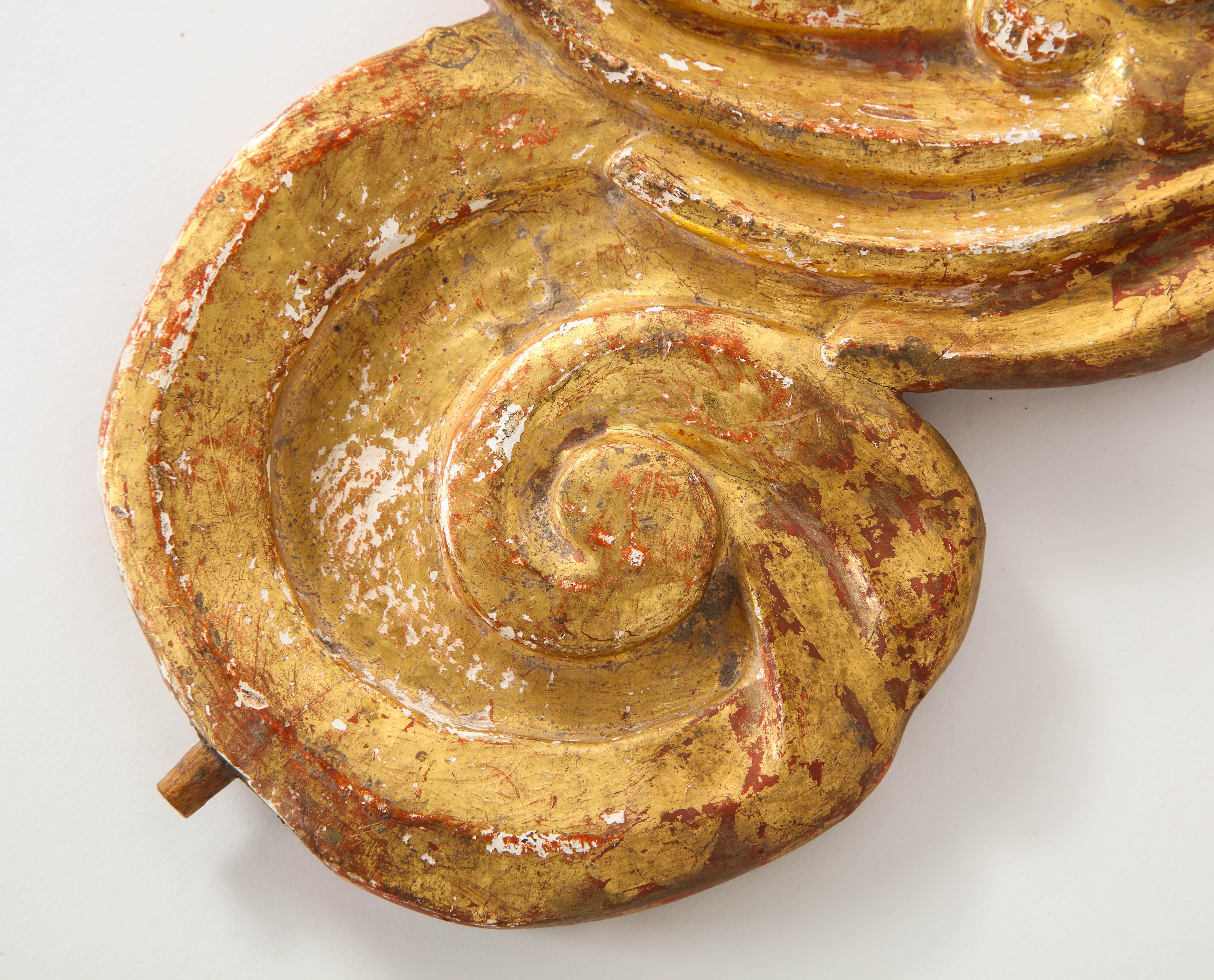 Resti architettonici in foglia d'oro peruviana del XVIII secolo in vendita 1