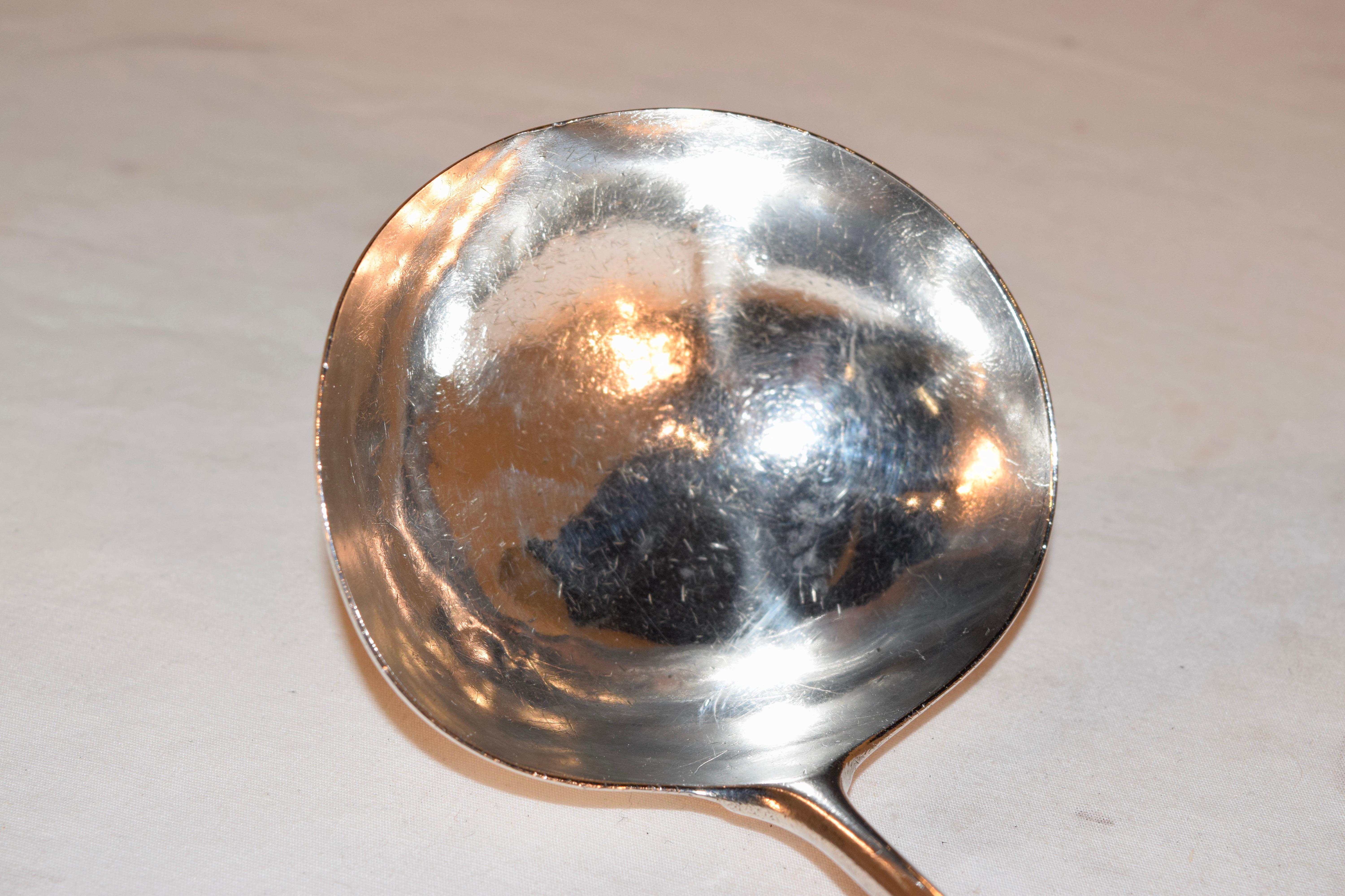 18th Century Philadelphia Sterling Silver Ladle For Sale at 1stDibs