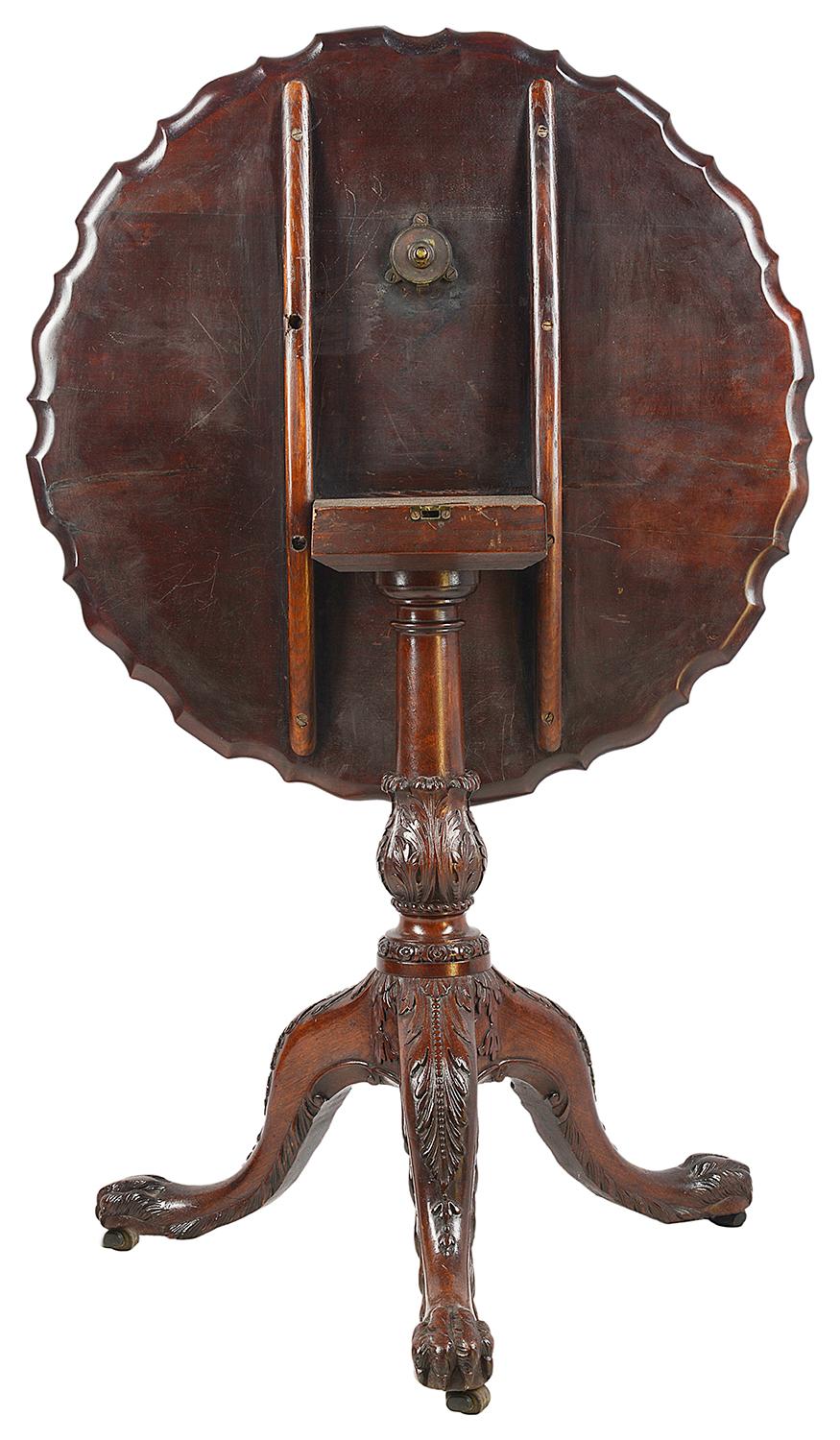Chippendale 18th Century Pie crust Table For Sale