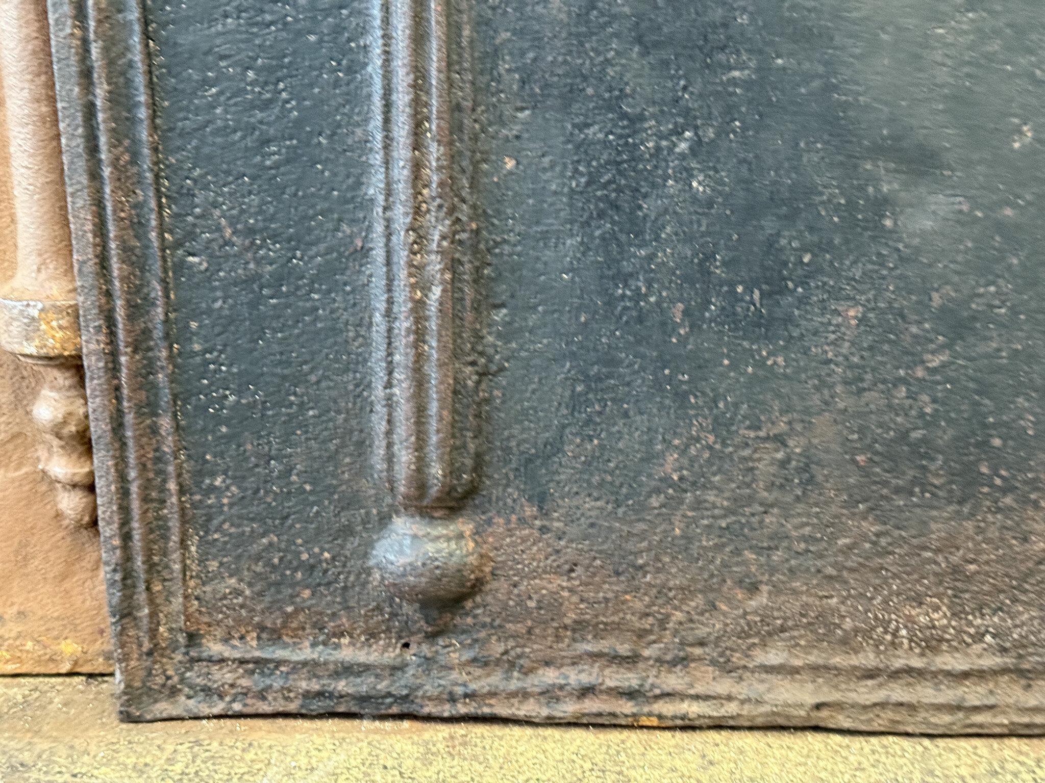 18th Century 'Pillars with Decoration' Fireback / Backsplash, France For Sale 2