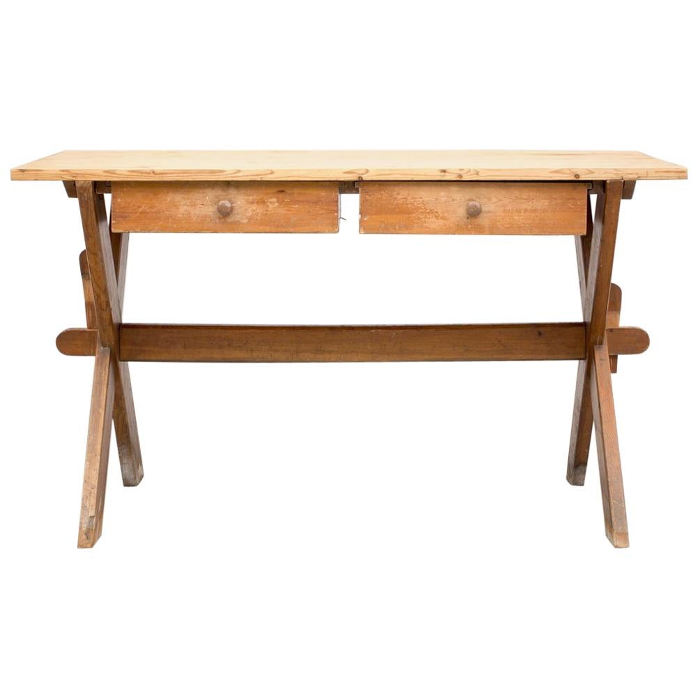 18th Century Pine Wood Swedish Rectangular Easel Side Table im Angebot