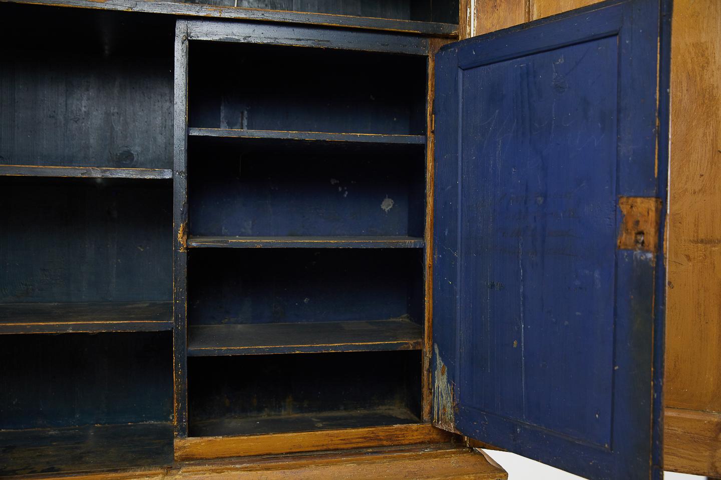 18th Century Pinewood Bureau Cabinet with Original Paint In Good Condition For Sale In Husbands Bosworth, Leicestershire