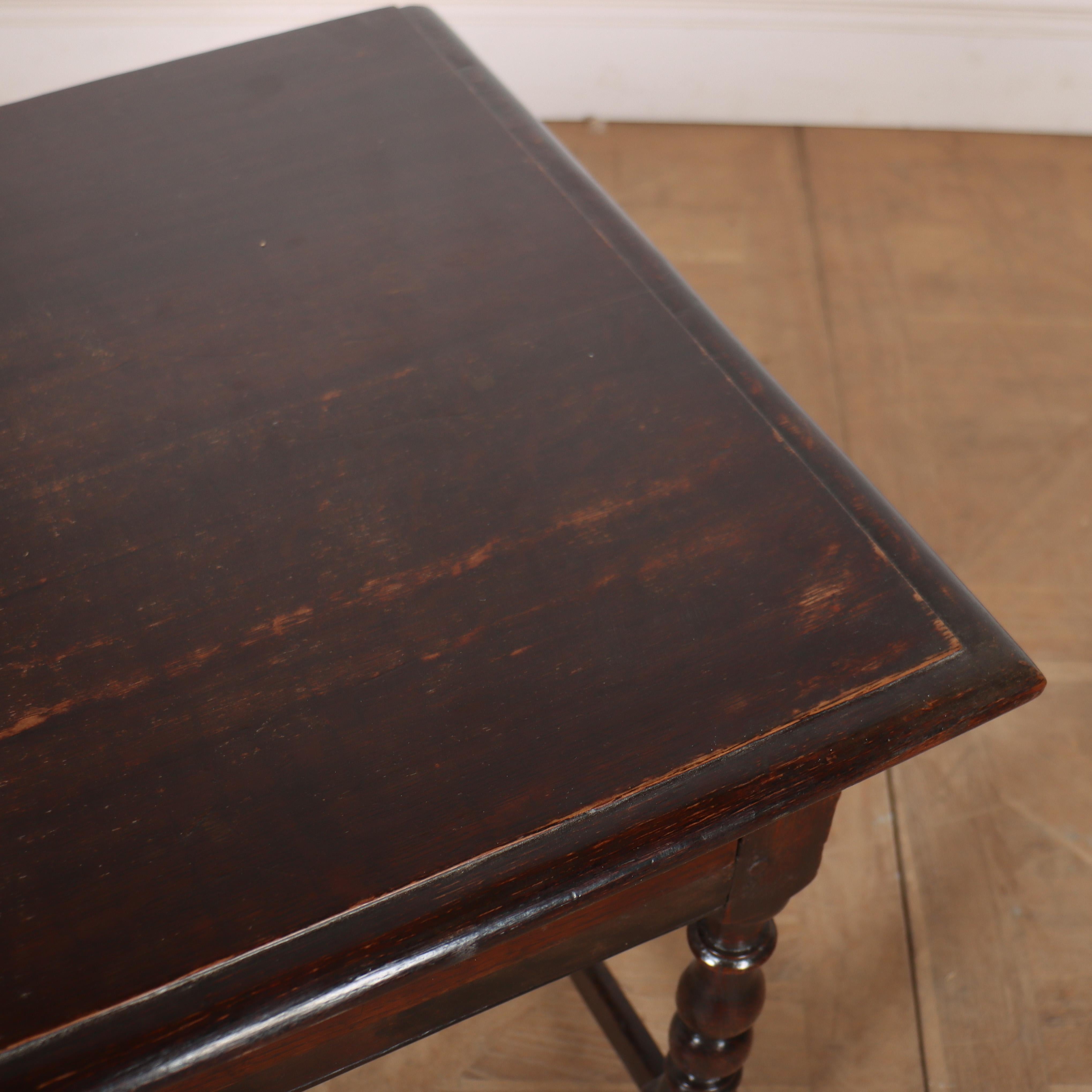 Mesa de lámpara de roble pulido del siglo XVIII Roble en venta