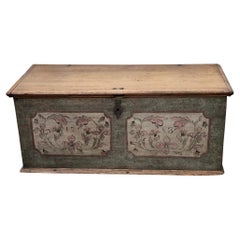 18th Century Polychrome Floral Painted Pennsylvania Blanket Chest
