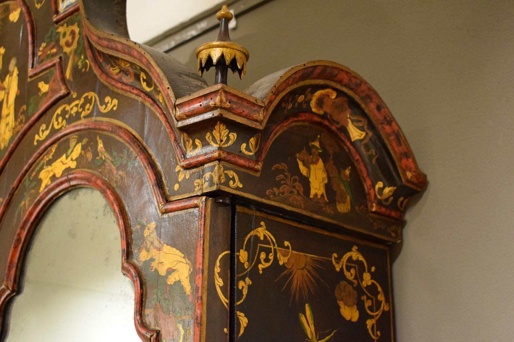 18th Century Polychrome Lacquered Wood Venice Bureau Cabinet 10