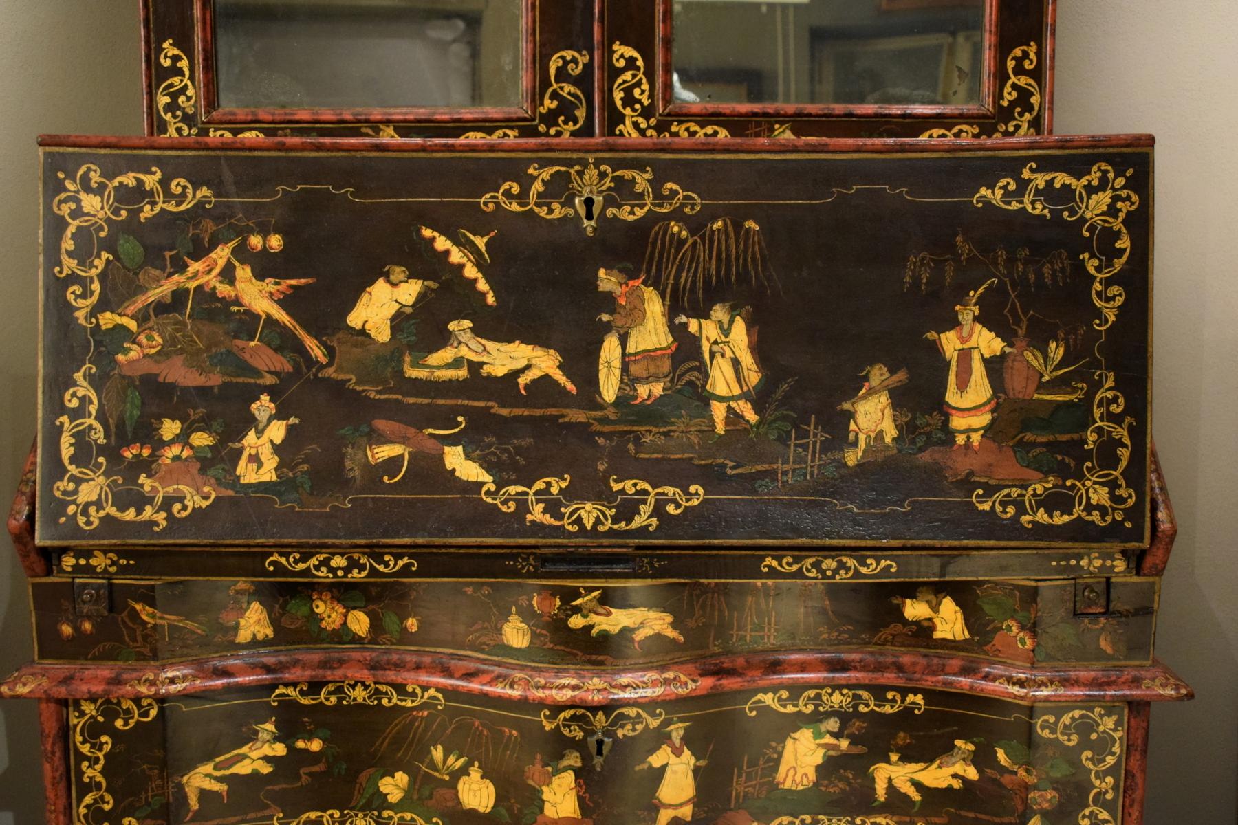 18th Century Polychrome Lacquered Wood Venice Bureau Cabinet 12