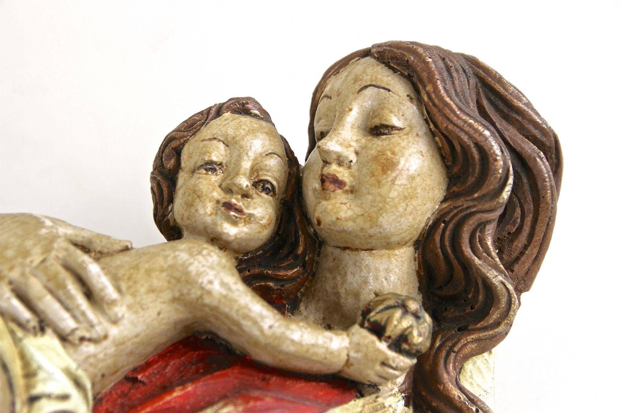 18th Century Polychrome Virgin & Child Wall Sculpture, Handcarved, AT ca. 1760 For Sale 7