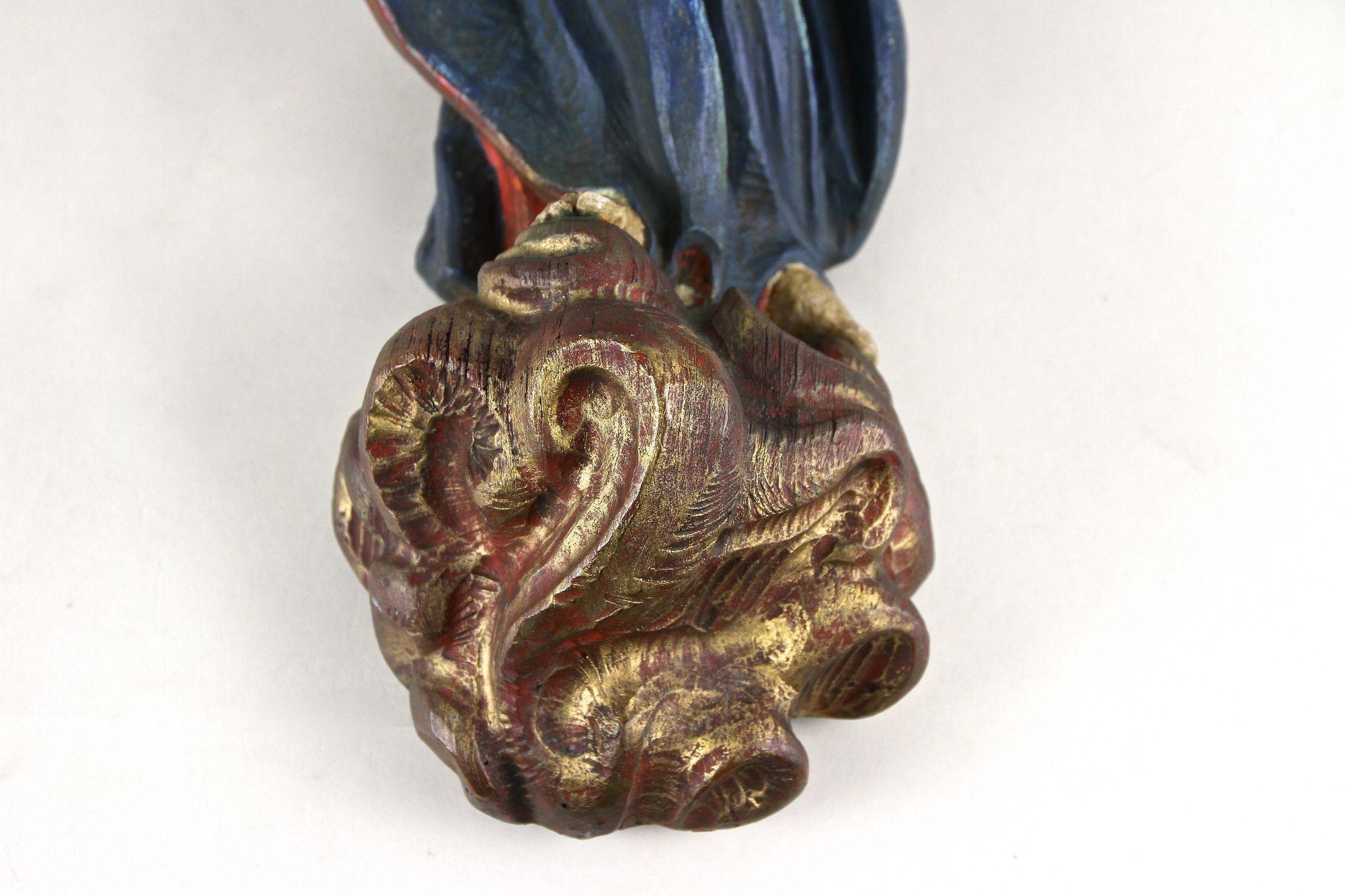 18th Century Polychrome Virgin & Child Wall Sculpture, Handcarved, AT ca. 1760 For Sale 3