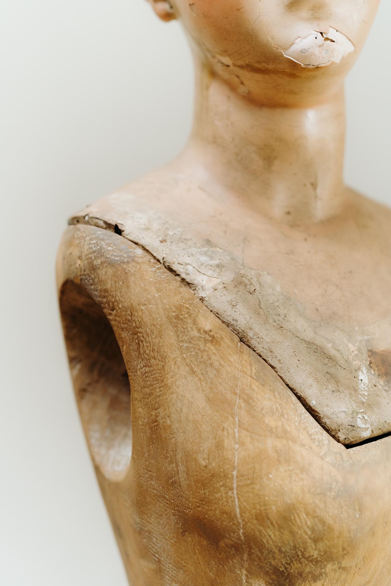figura de santos de madera de pino policromada del siglo xviii/maniquí de procesión/capipote en venta 4