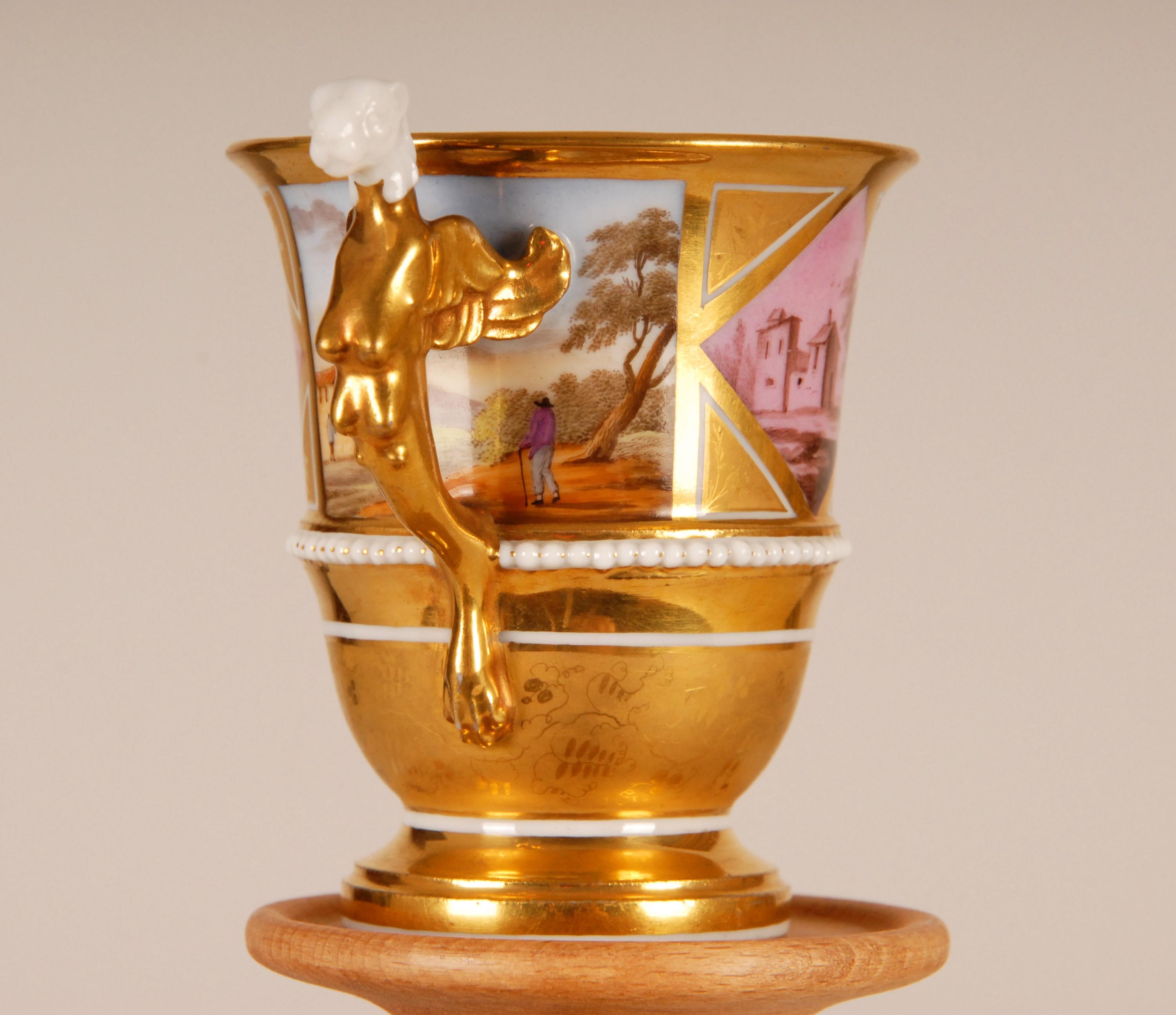 Copa y platillo de porcelana del siglo XVIII Imperio francés Locre y Russinger Hecho a mano en venta