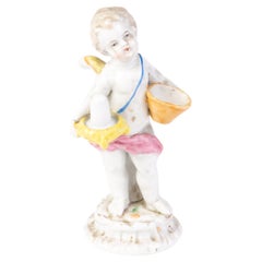 Antique 18th Century Porcelain Cherub Thimble Holder 
