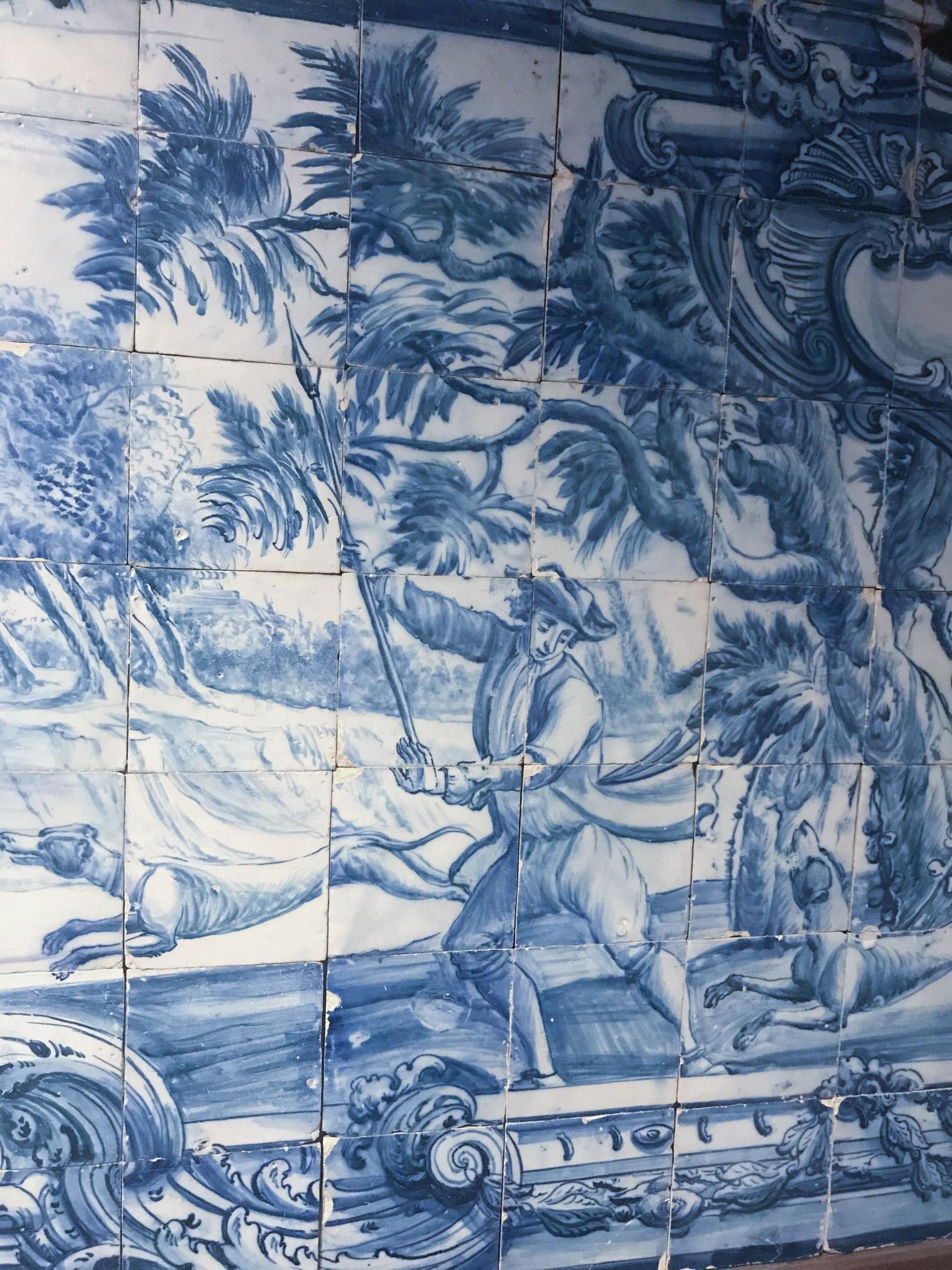 18th Century Portuguese Azulejos Mural, blue on white , with Hunting Scene For Sale 2