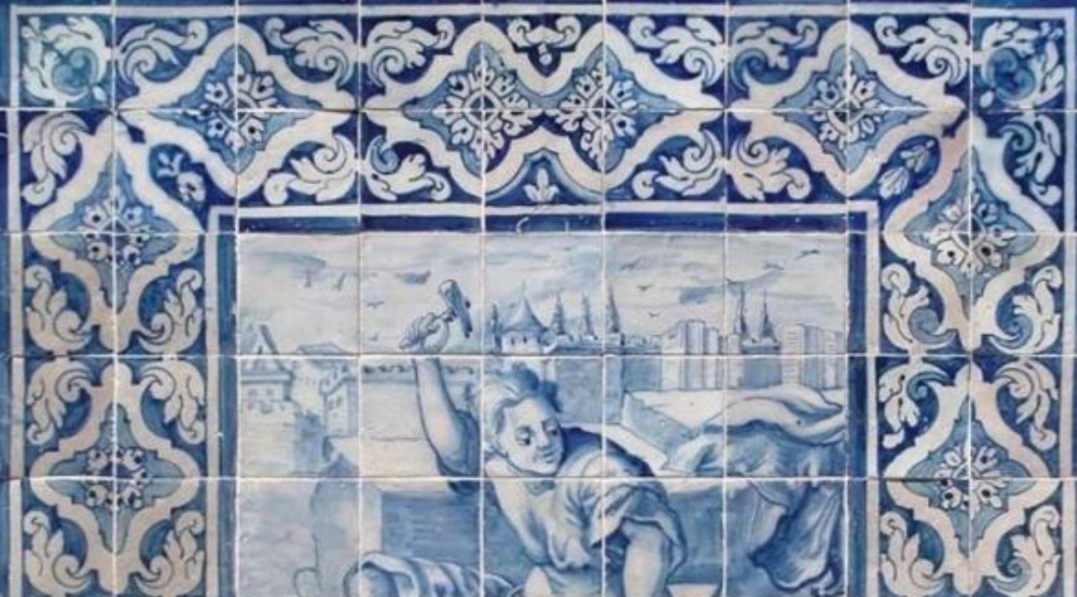 Portugiesische „ Azulejos“-Tafel „Skulptur“ aus dem 18. Jahrhundert (Barock) im Angebot