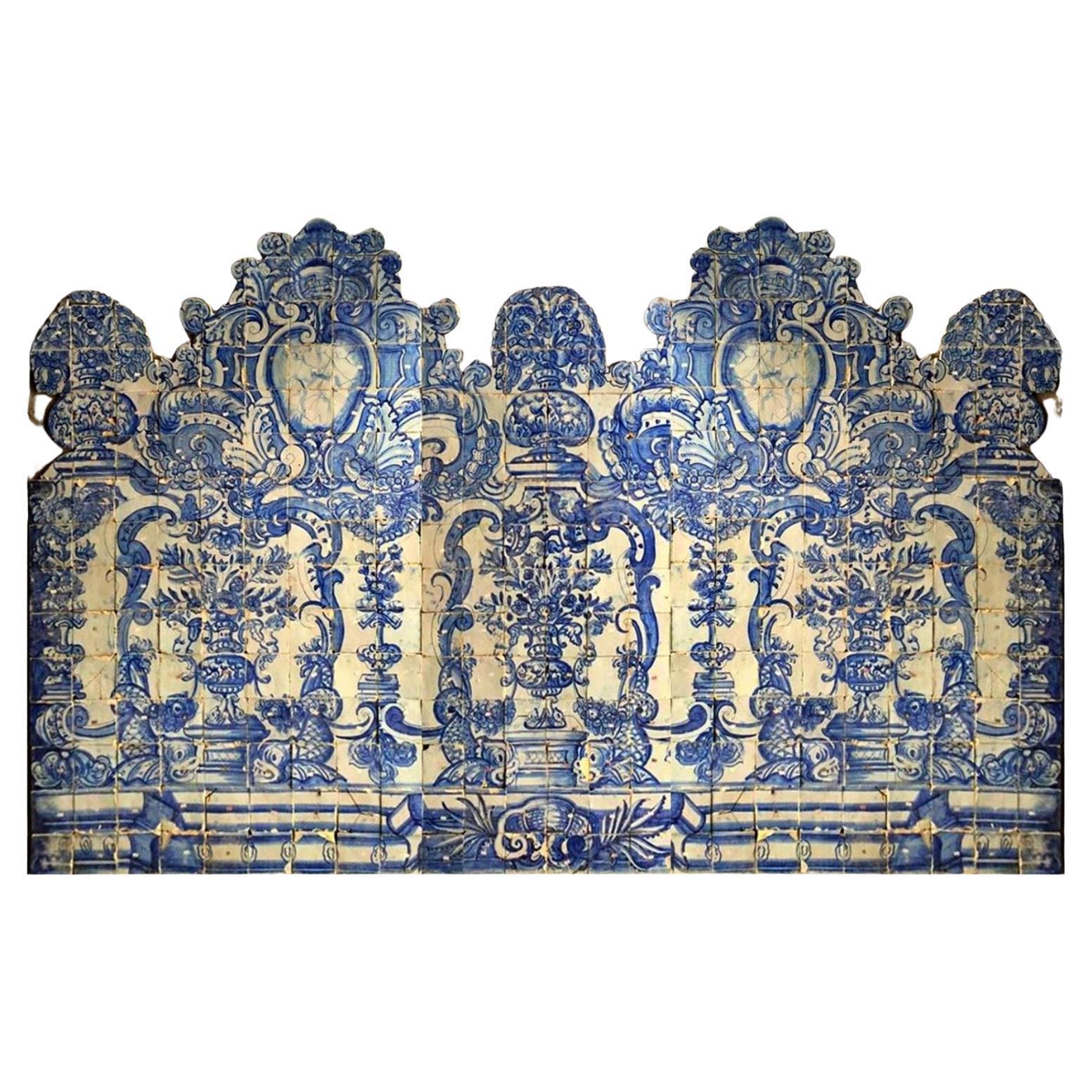 18th Century Portuguese "Azulejos" Vases" For Sale