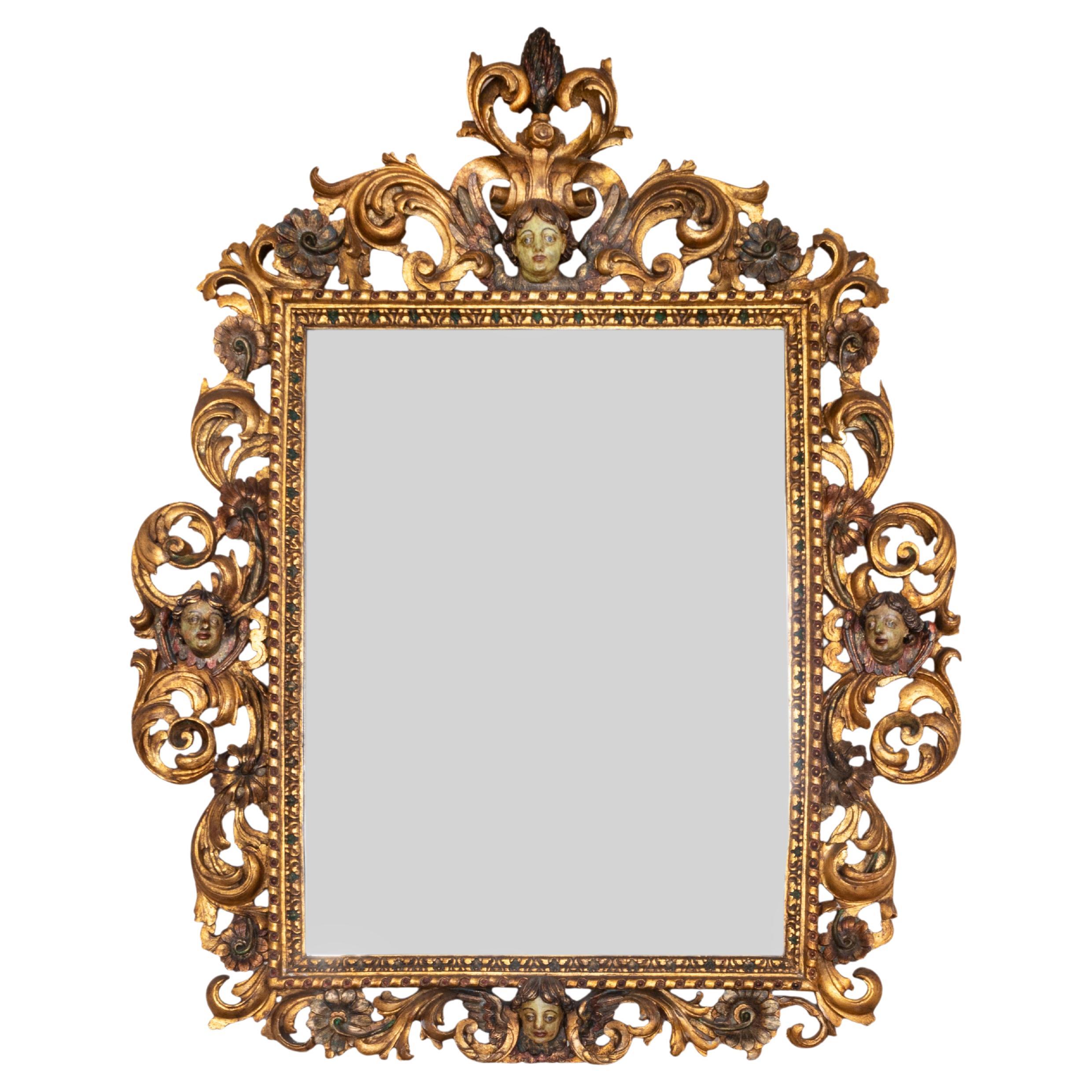 Miroir baroque portugais du XVIIIe siècle, doré, avec chérubins en vente