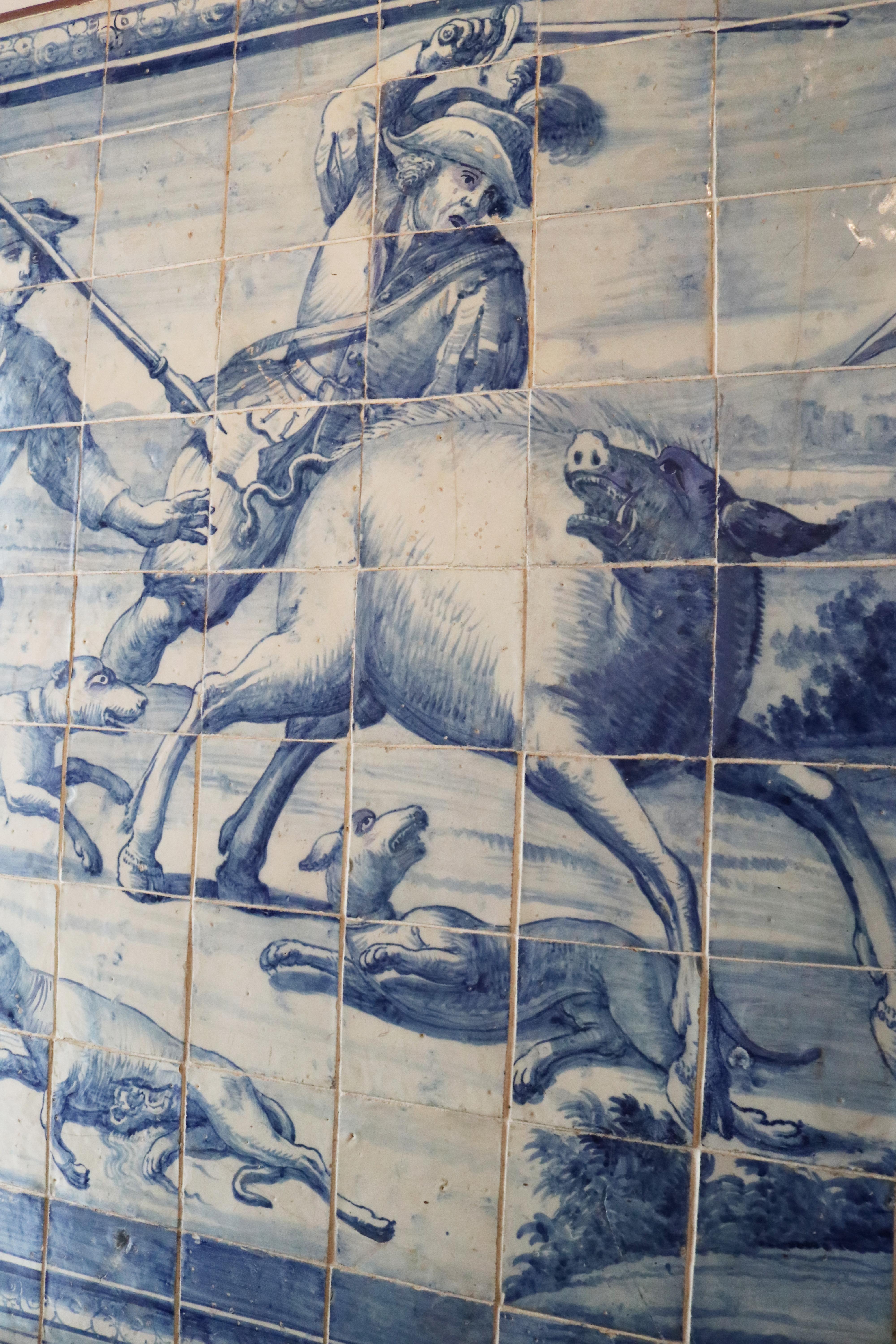 18th Century Portuguese Hunting Scene Panel in Blue and White Glazed Ceramic 3