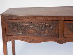 Table d'appoint portugaise du 18ème siècle avec trois tiroirs sculptés à la main