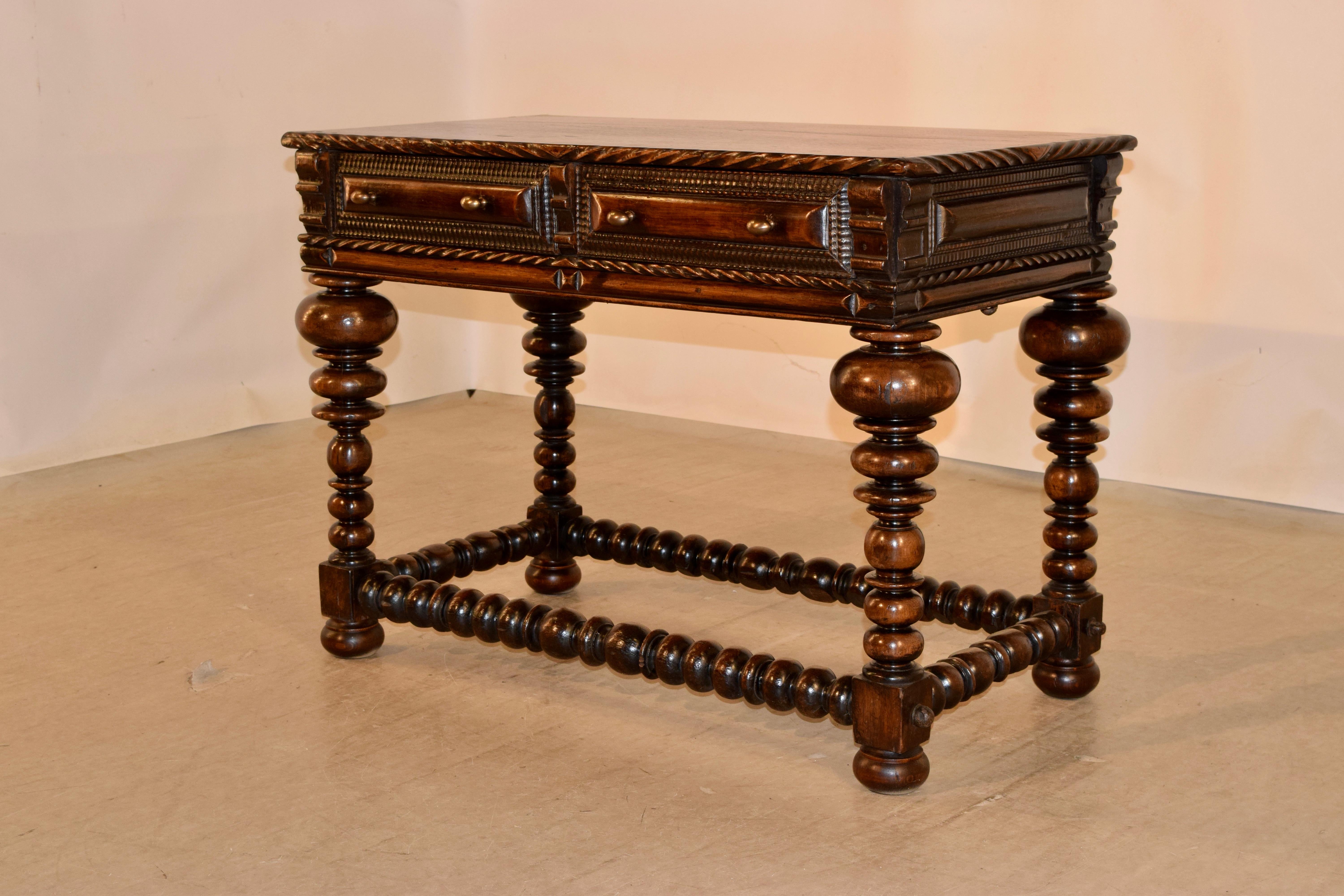 18th Century Portuguese Writing Table In Good Condition For Sale In High Point, NC