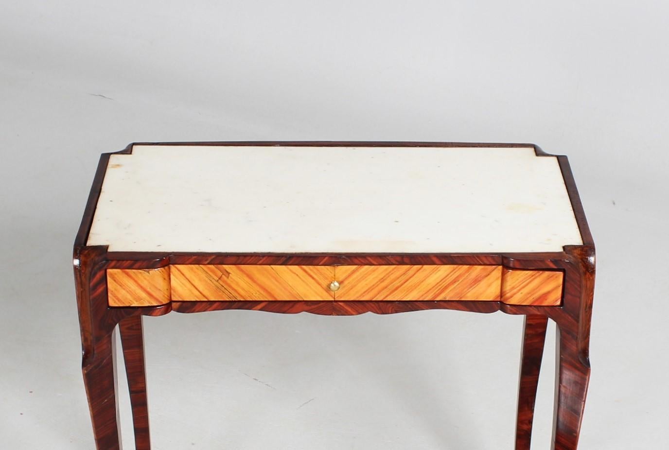 18th Century Poudreuse and Ladies Desk - Table d'Accouchée, France, circa 1760 For Sale 5