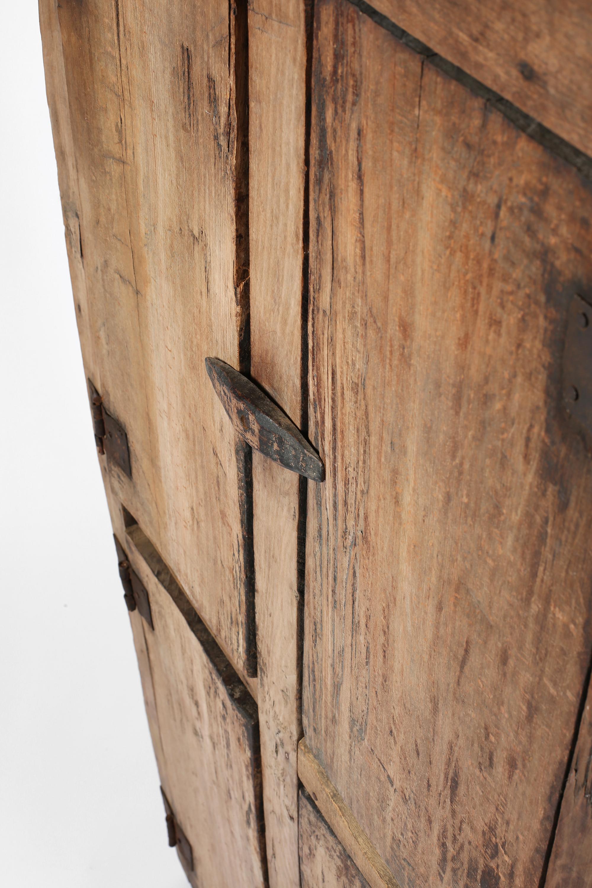 18th Century Primitive Wabi-Sabi Carpathian Cupboard For Sale 7